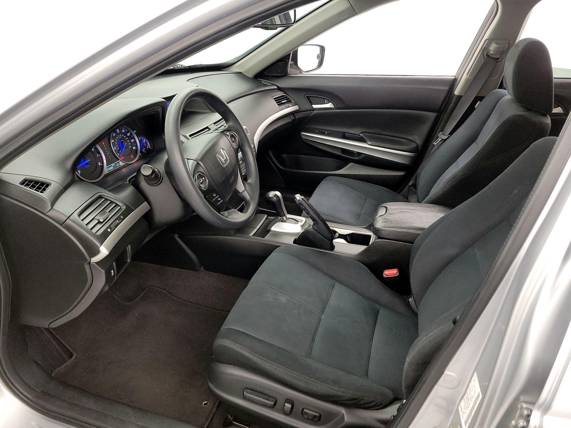 Thumbnail: 2015 Honda Accord Crosstour - 11