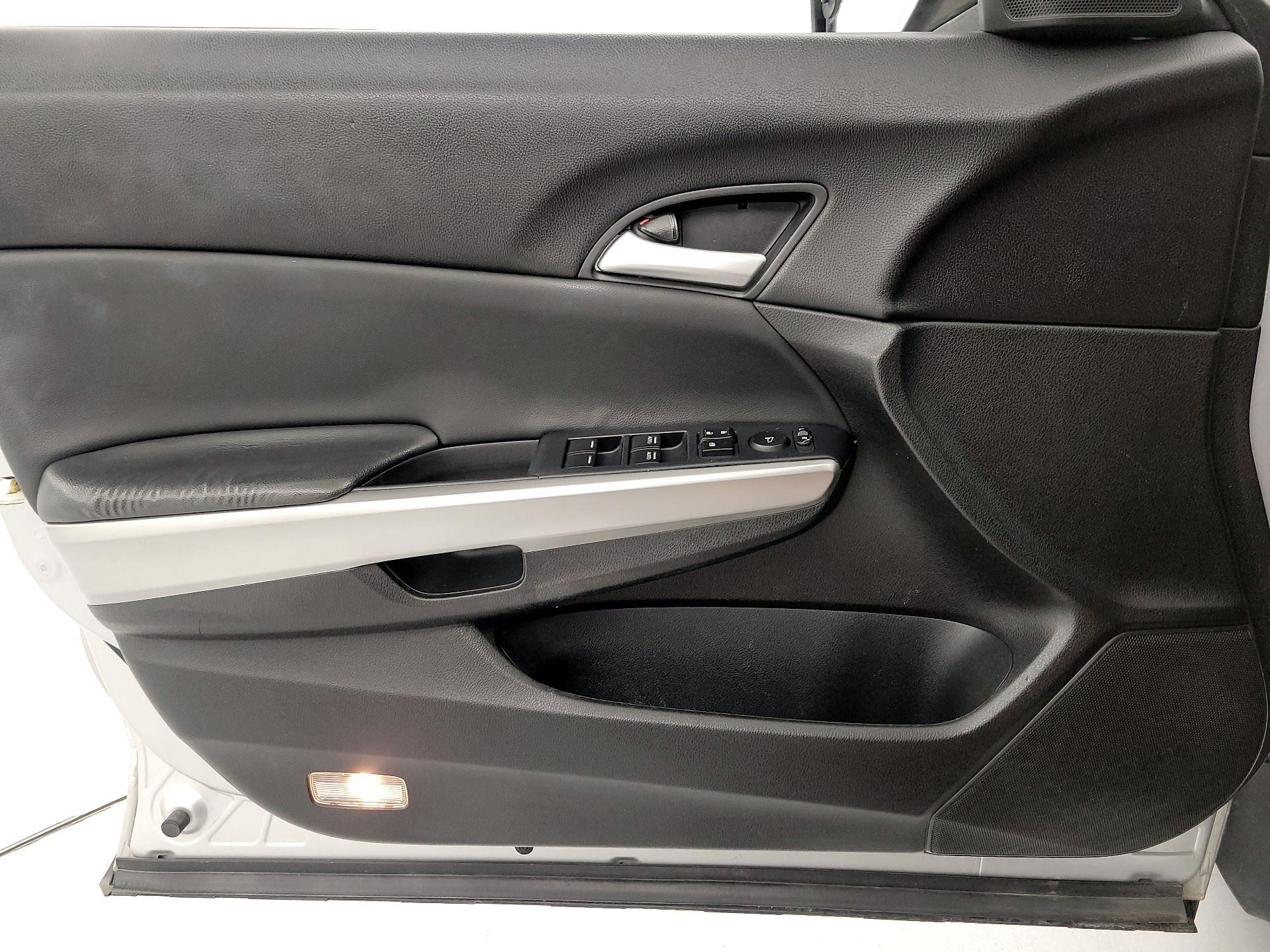 Thumbnail: 2015 Honda Accord Crosstour - 12