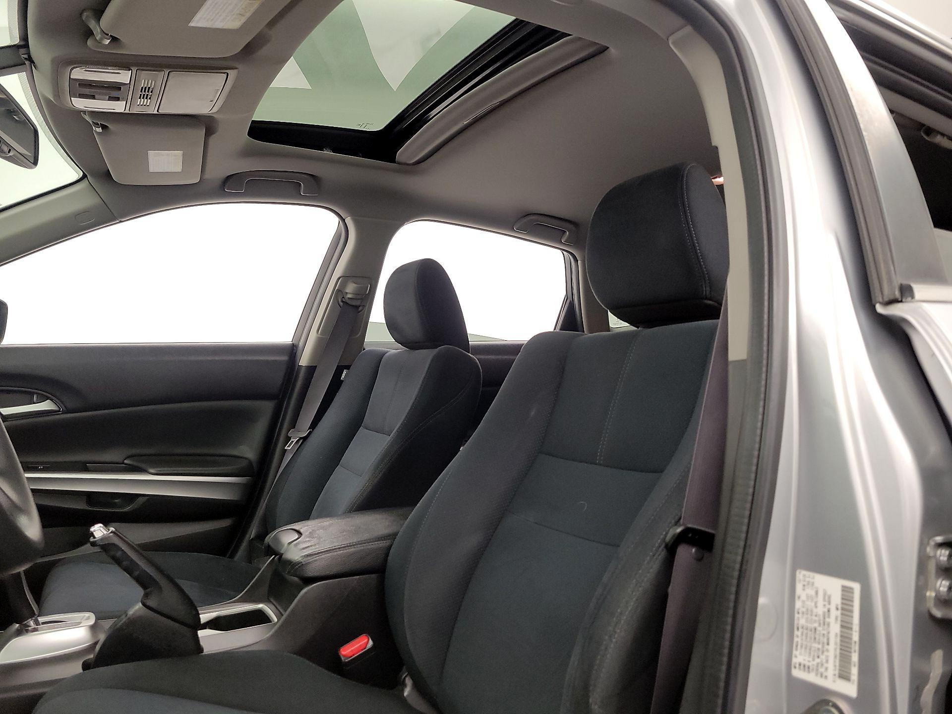 Thumbnail: 2015 Honda Accord Crosstour - 19