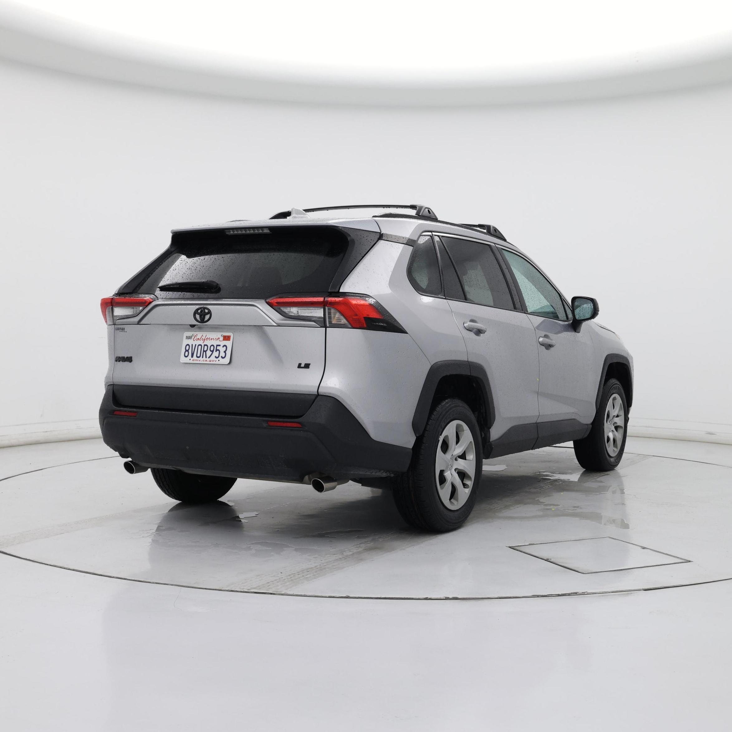 Thumbnail: 2021 Toyota RAV4 - 8