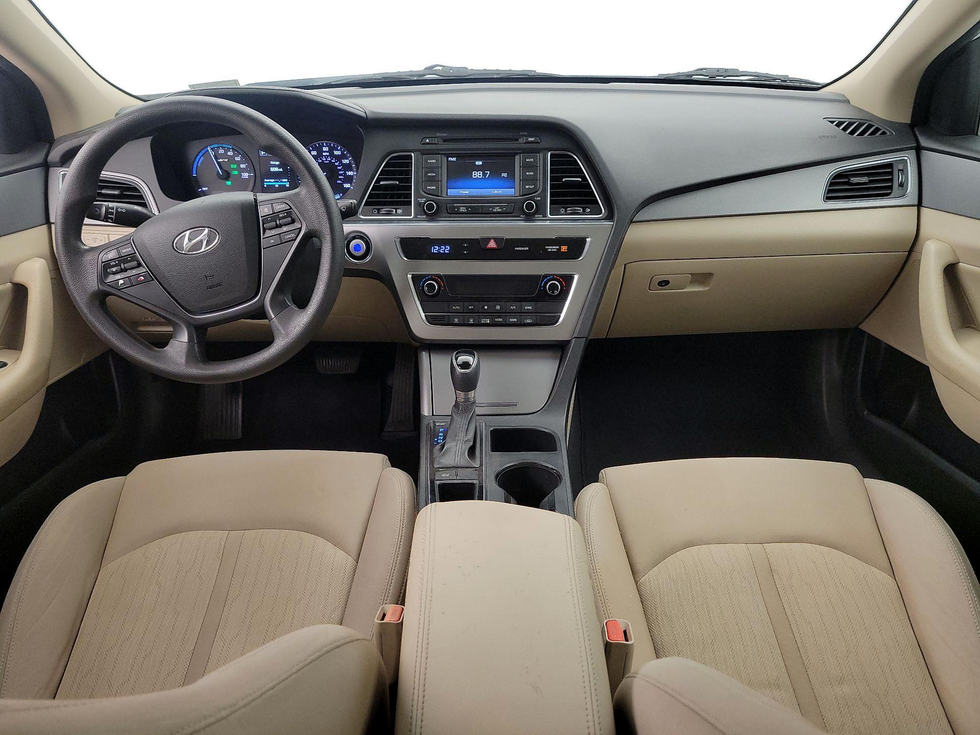 Thumbnail: 2016 Hyundai Sonata - 9