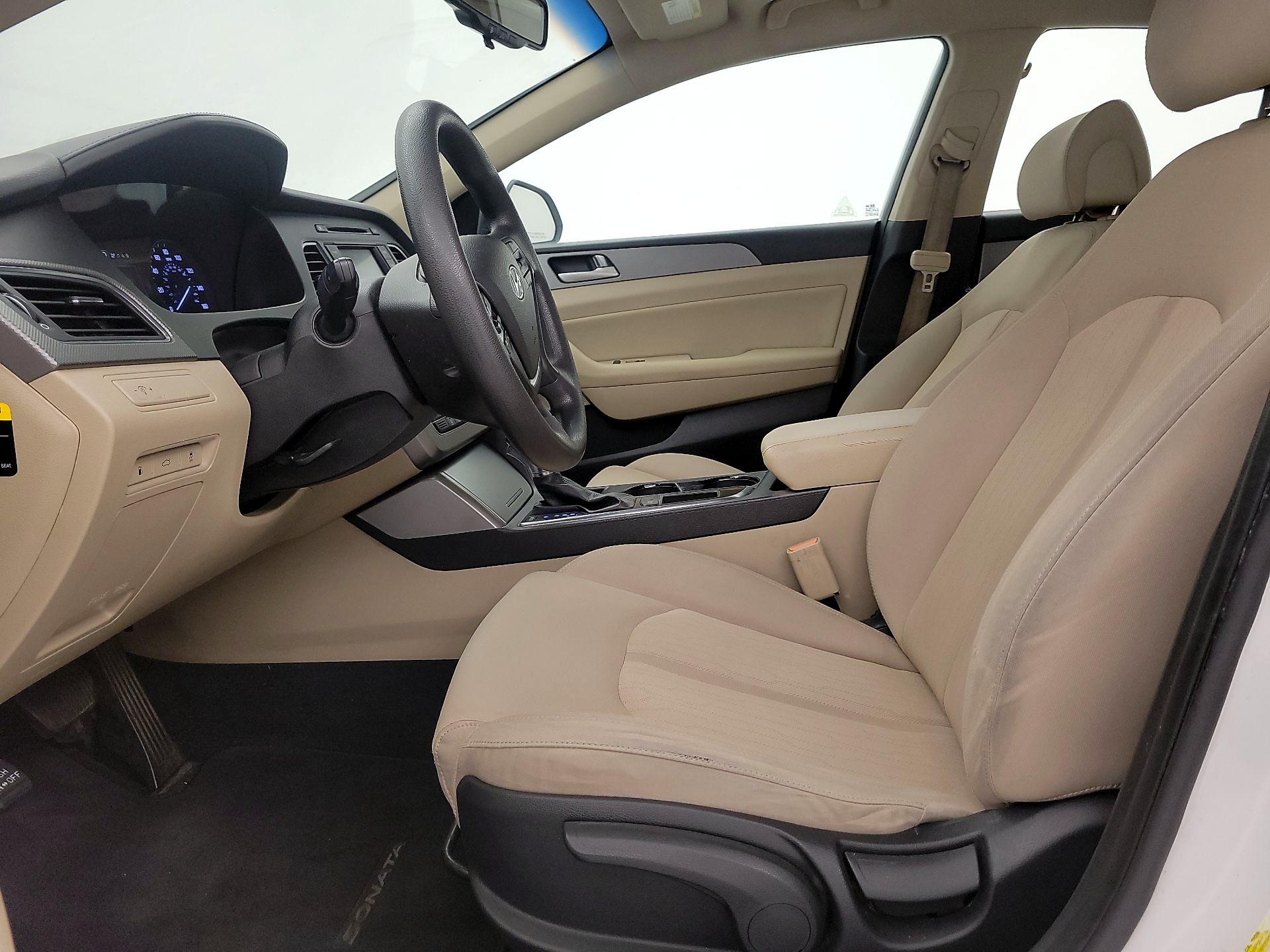 Thumbnail: 2016 Hyundai Sonata - 11