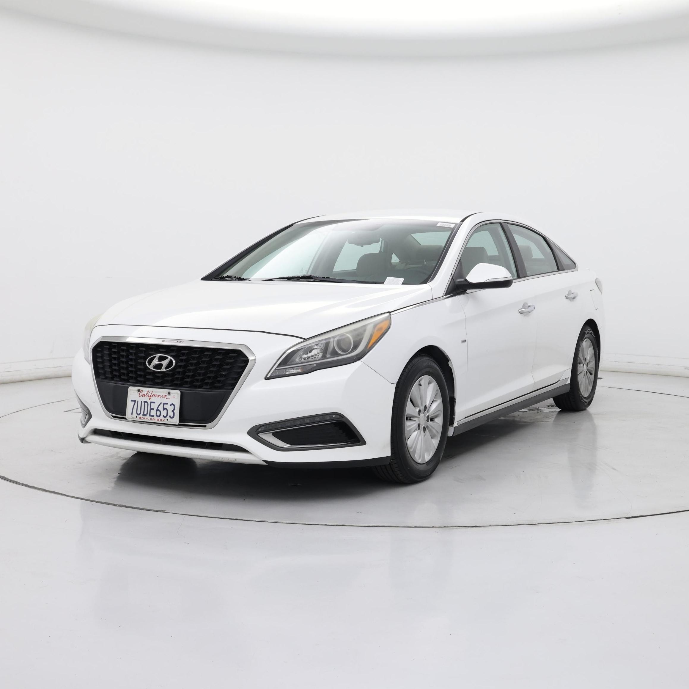 Thumbnail: 2016 Hyundai Sonata - 4