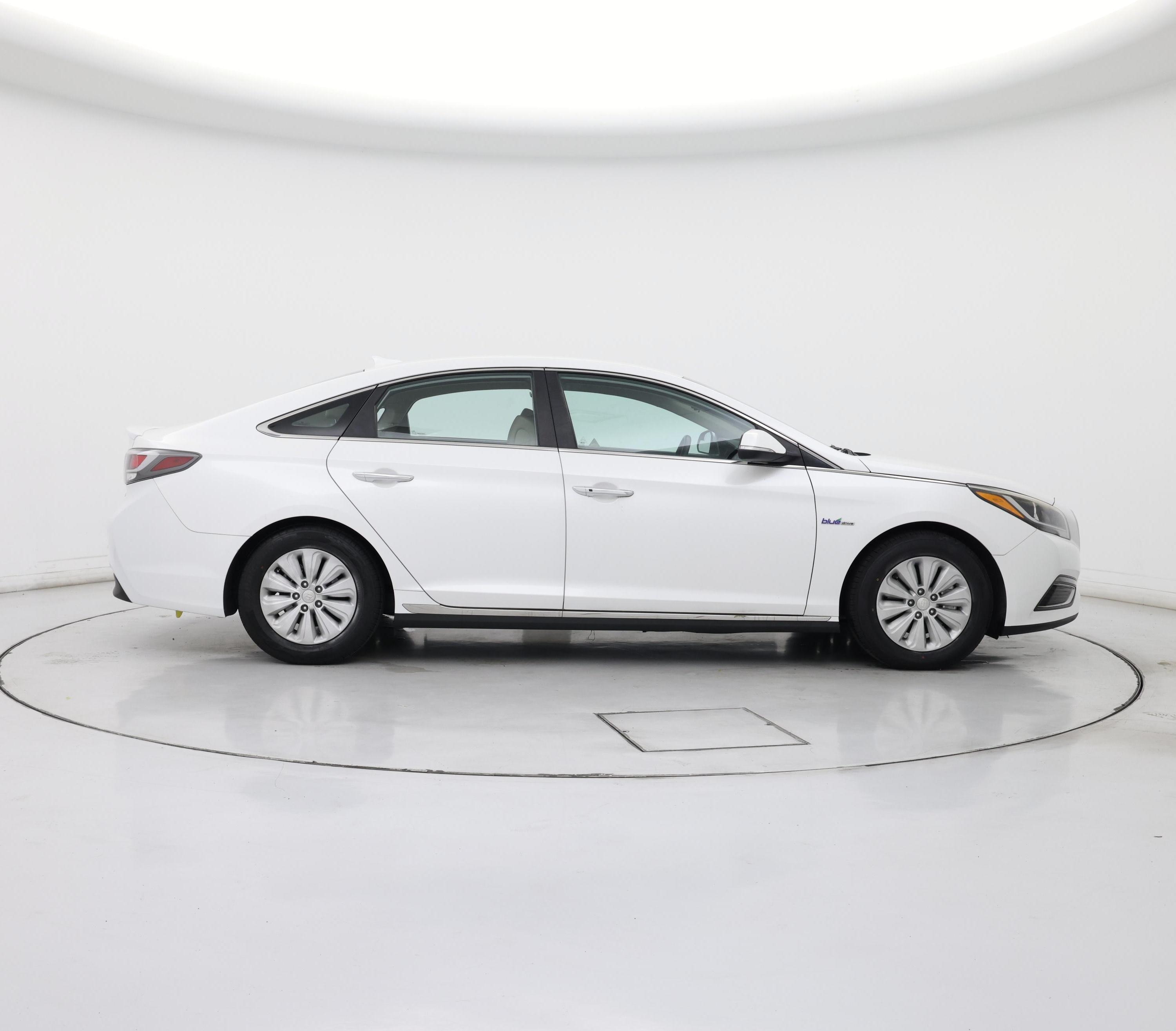 Thumbnail: 2016 Hyundai Sonata - 7