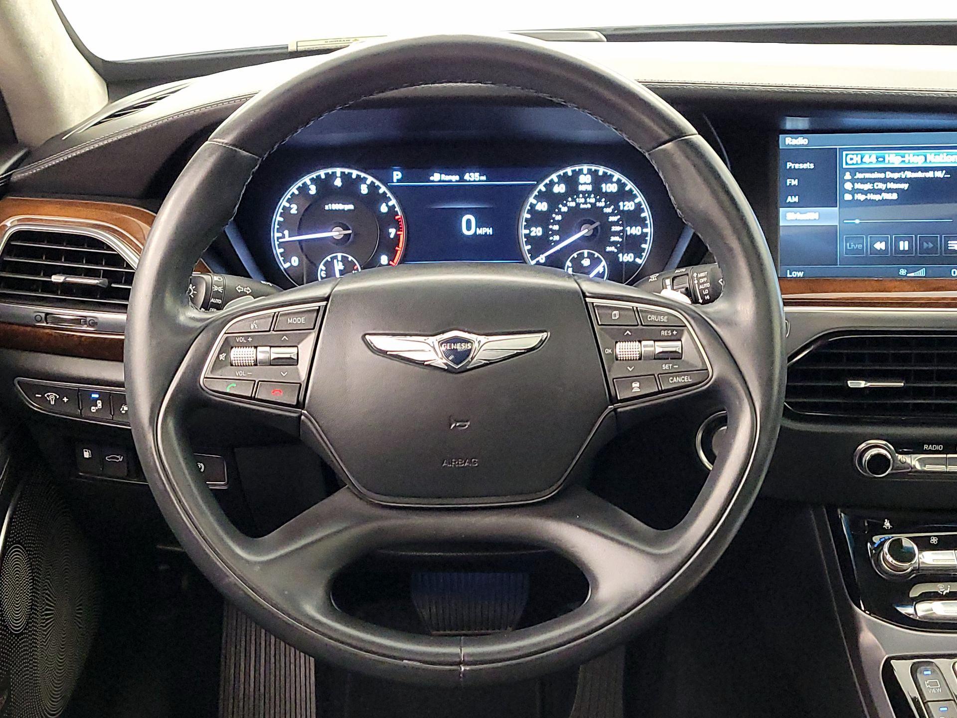 Thumbnail: 2019 Genesis G90 - 10