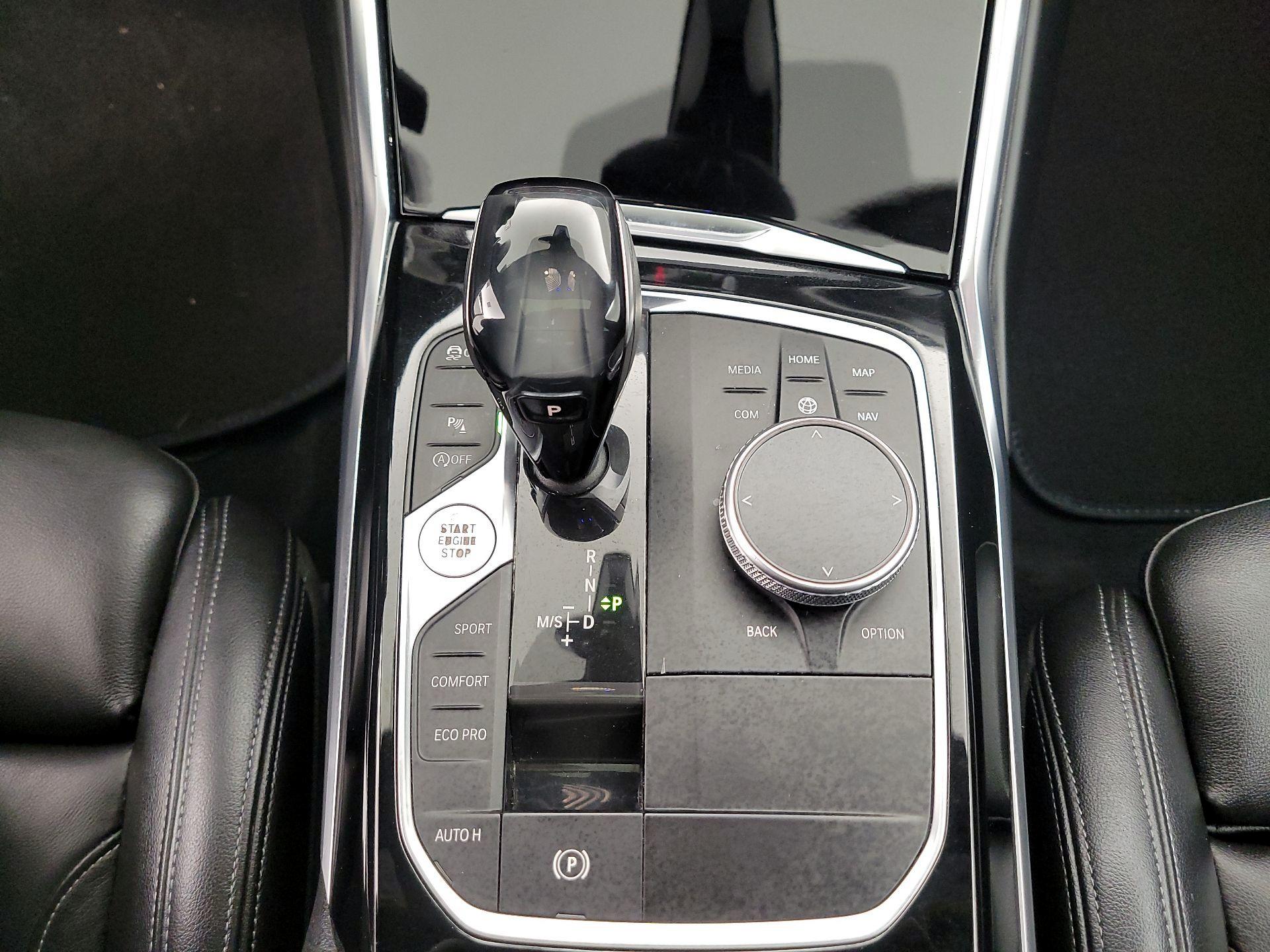 Thumbnail: 2019 BMW 3 Series - 18