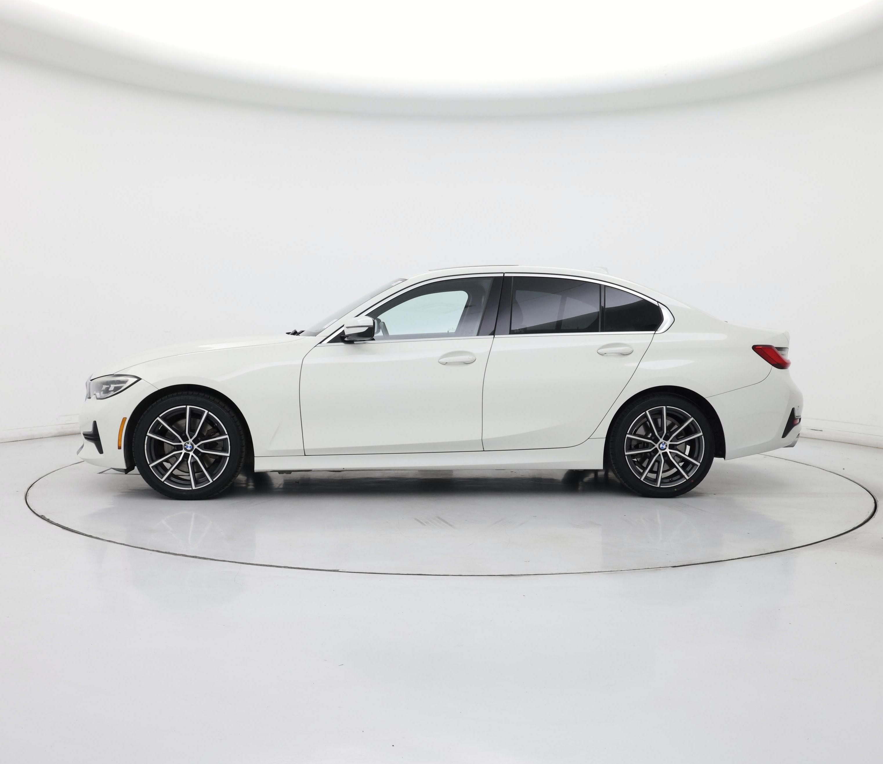 Thumbnail: 2019 BMW 3 Series - 3