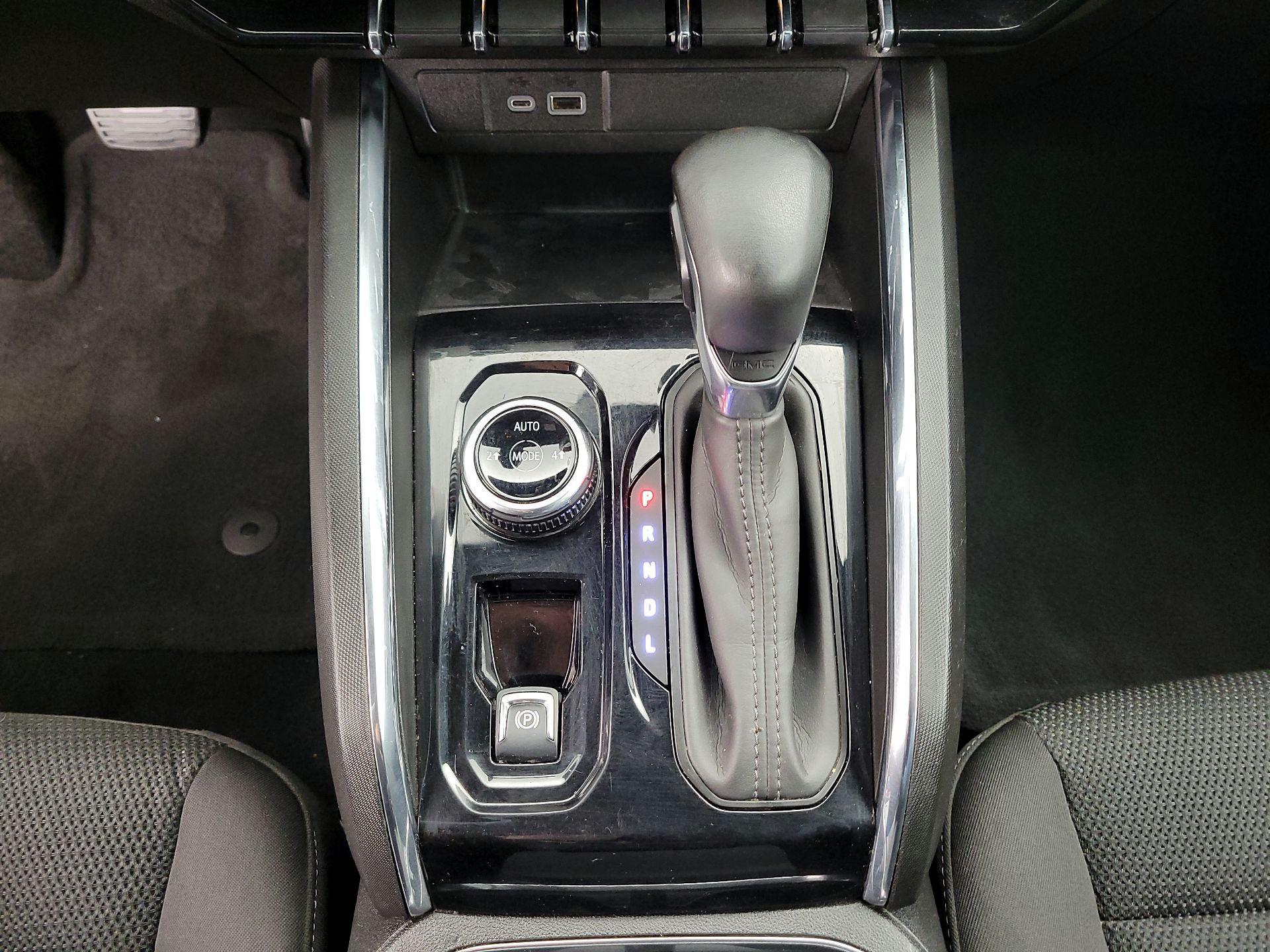 Thumbnail: 2024 GMC Canyon - 18