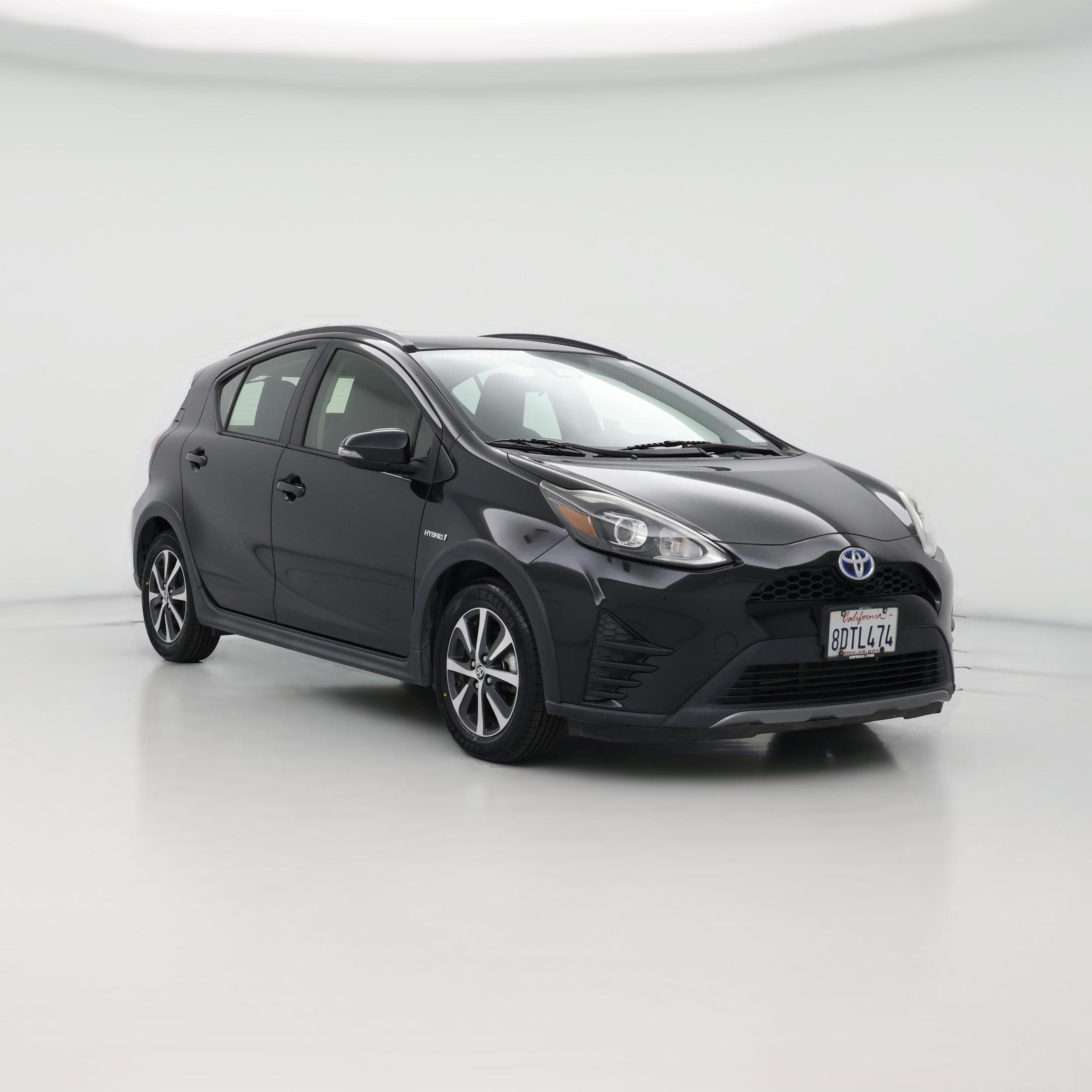 Thumbnail: 2018 Toyota Prius c - 1