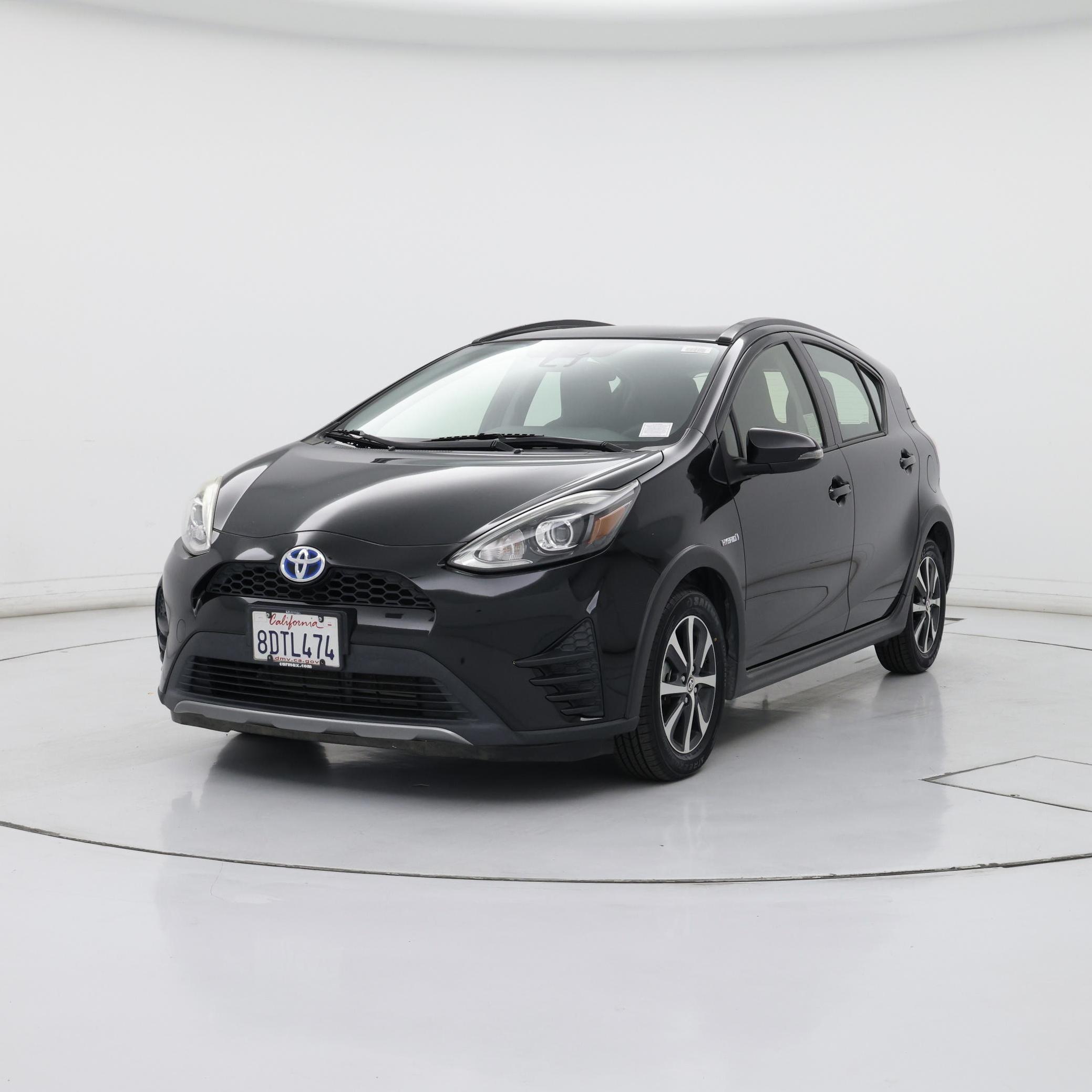 Thumbnail: 2018 Toyota Prius c - 4