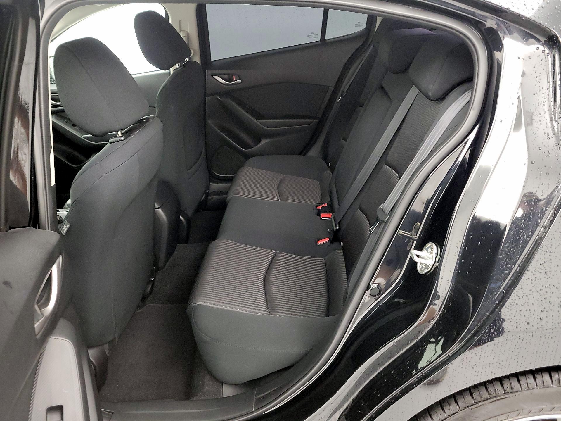 Thumbnail: 2016 Mazda Mazda3 - 20