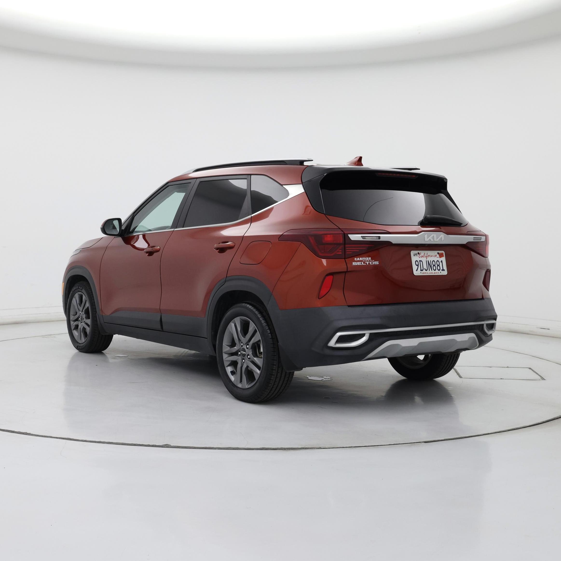 Thumbnail: 2022 Kia Seltos - 2