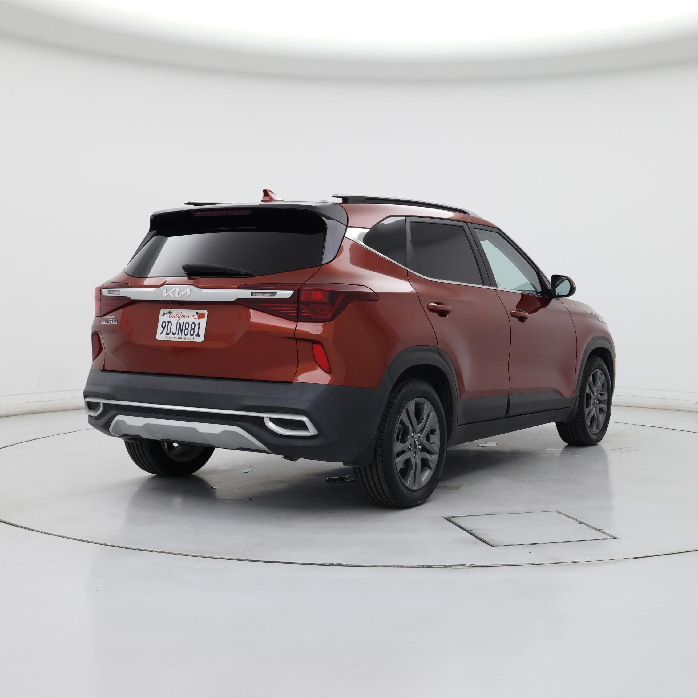Thumbnail: 2022 Kia Seltos - 8