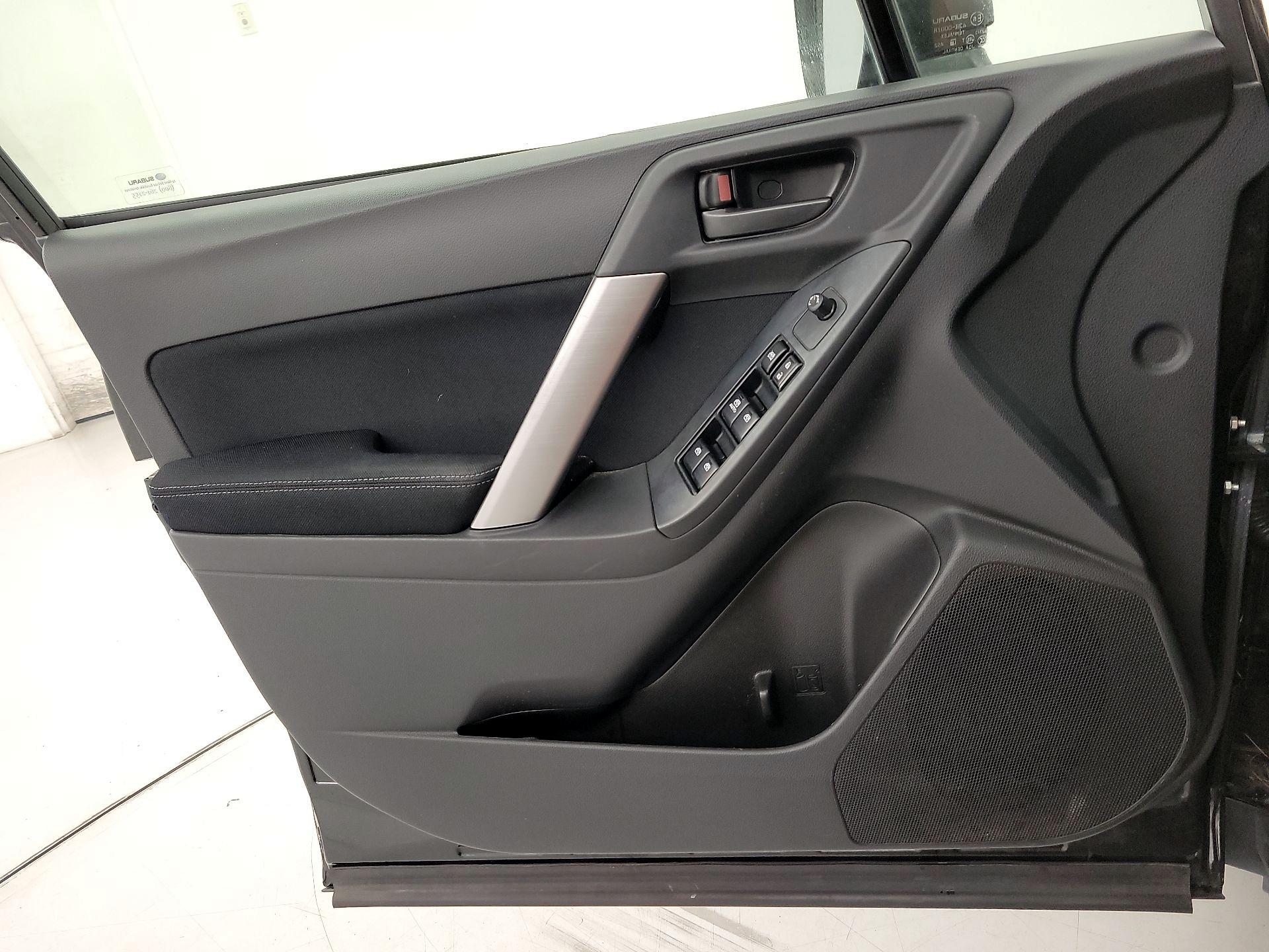 Thumbnail: 2014 Subaru Forester - 12