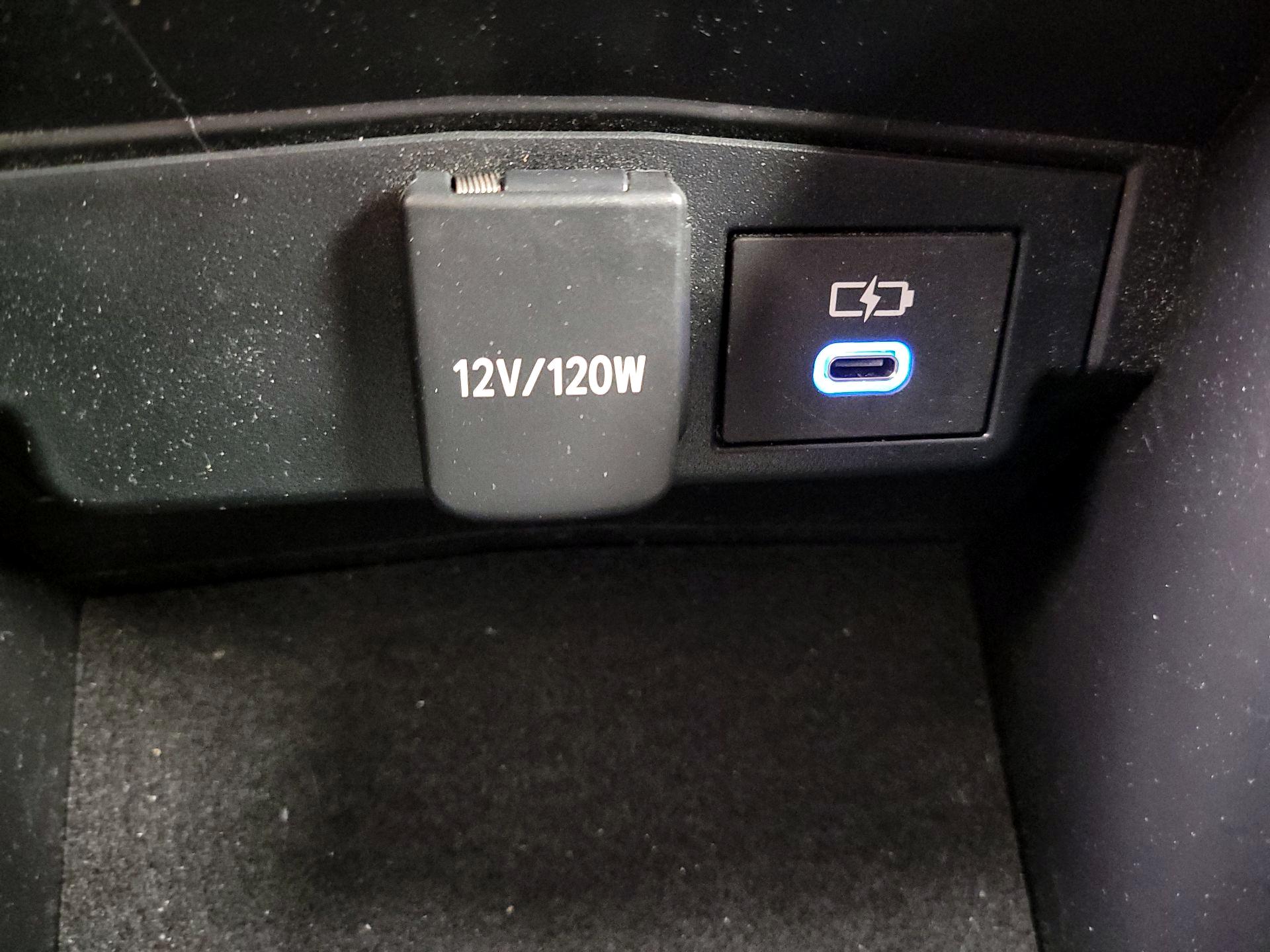 Thumbnail: 2022 Toyota Corolla - 18