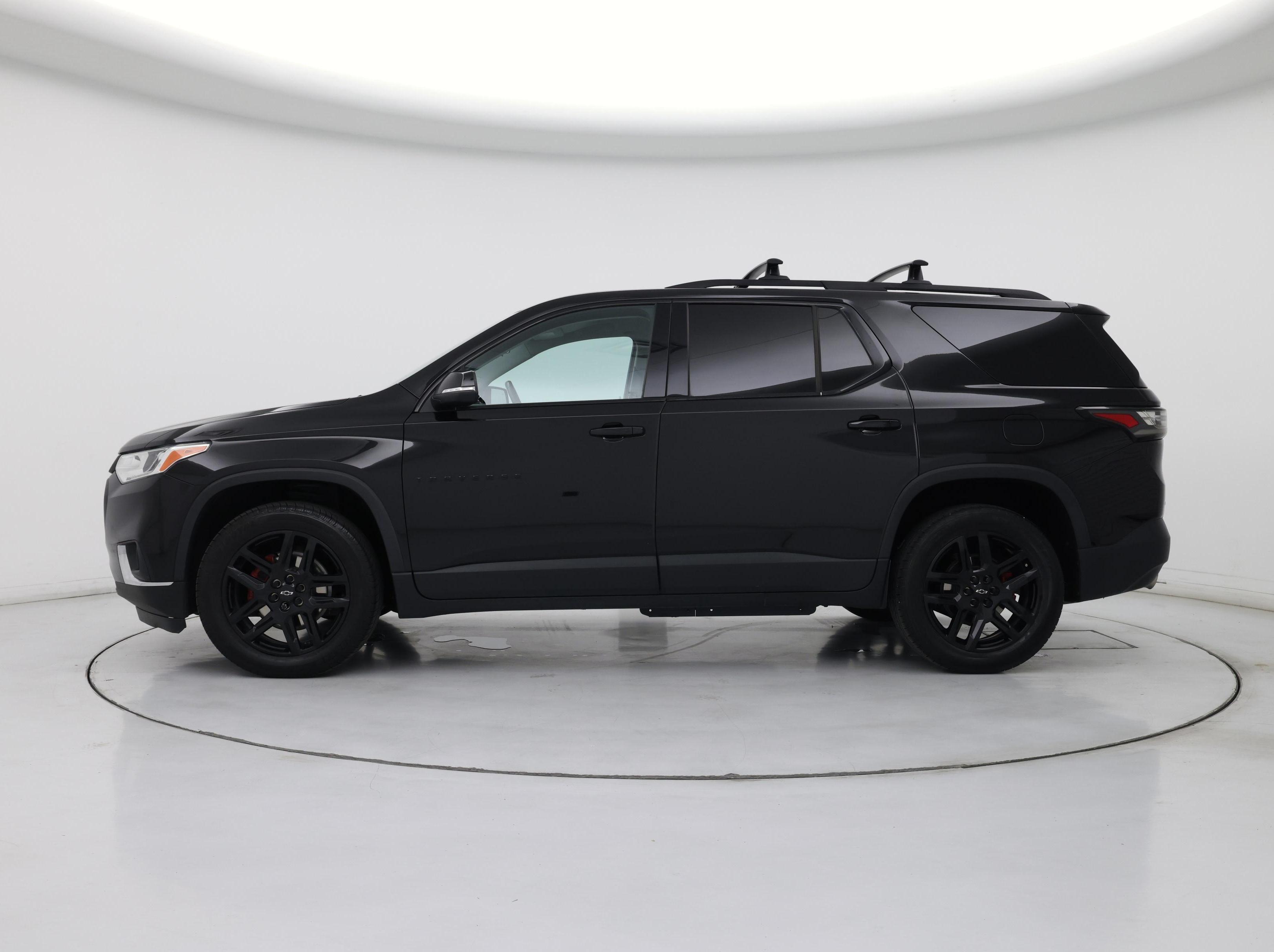 Thumbnail: 2021 Chevrolet Traverse - 3