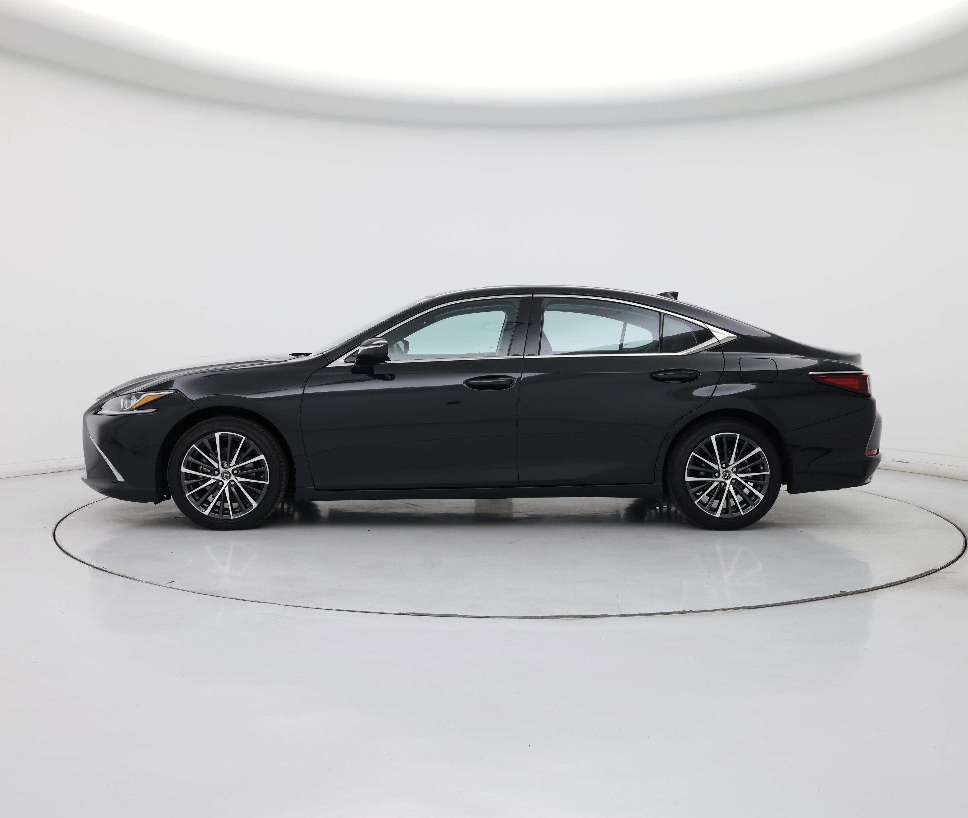 Thumbnail: 2025 Lexus ES - 3