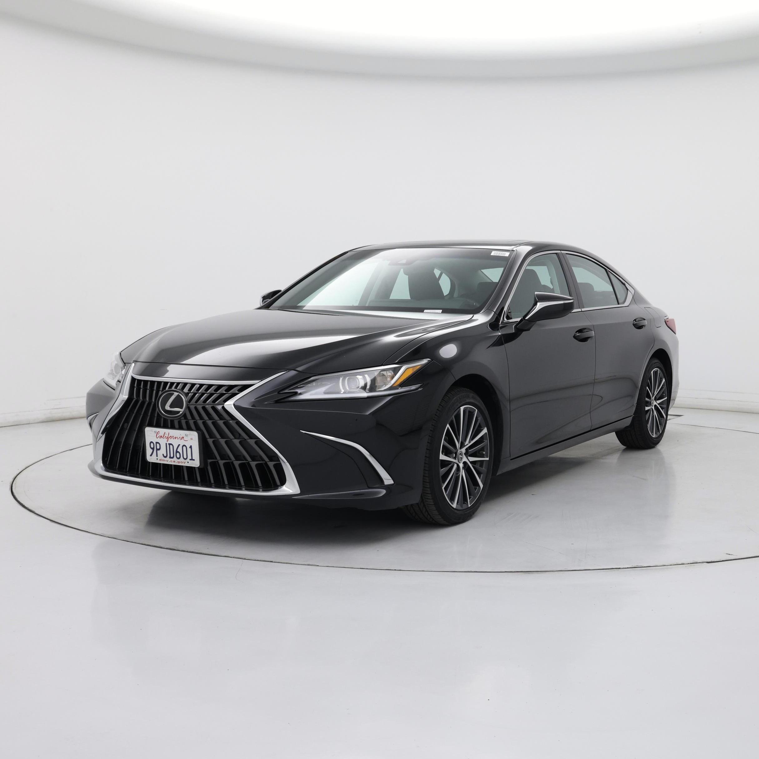 Thumbnail: 2025 Lexus ES - 4