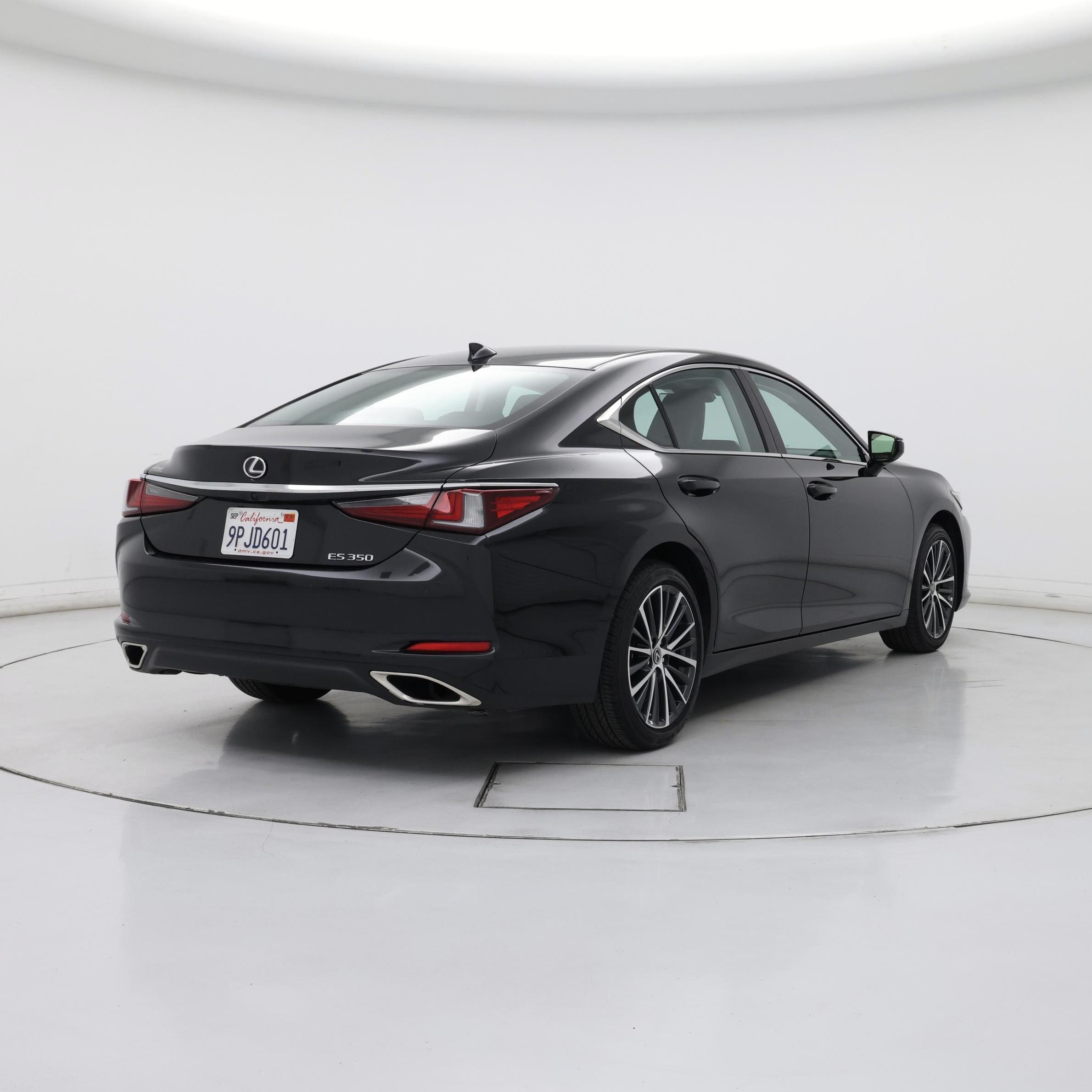 Thumbnail: 2025 Lexus ES - 8