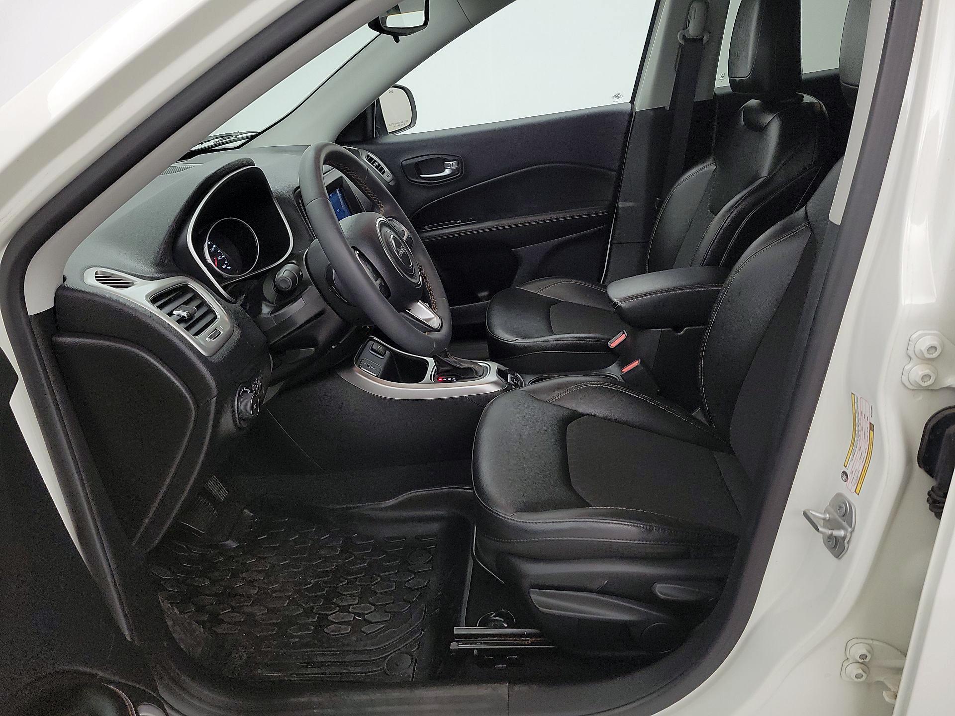 Thumbnail: 2021 Jeep Compass - 11