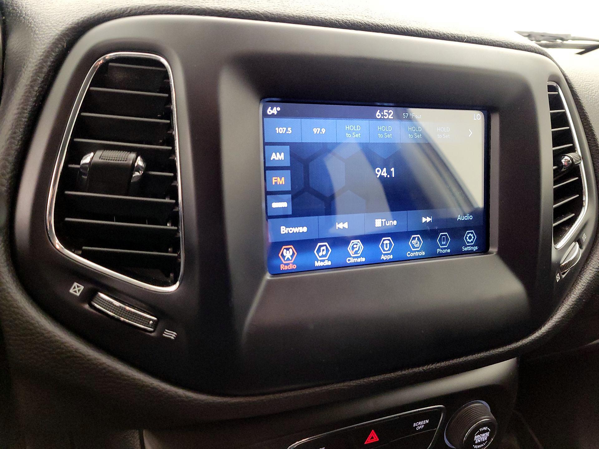 Thumbnail: 2021 Jeep Compass - 15