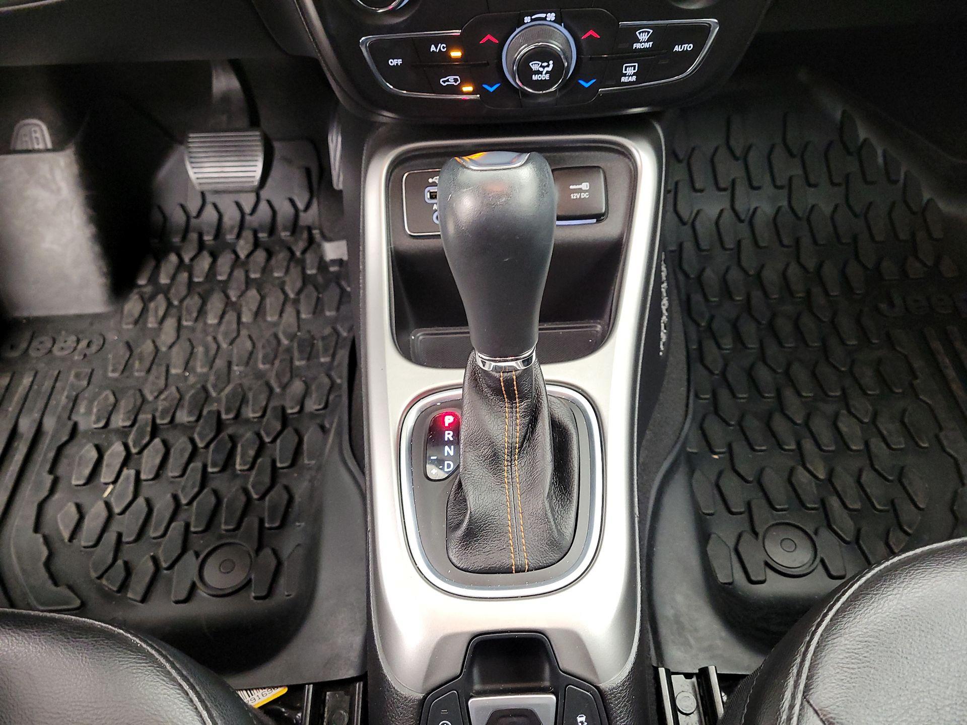 Thumbnail: 2021 Jeep Compass - 17