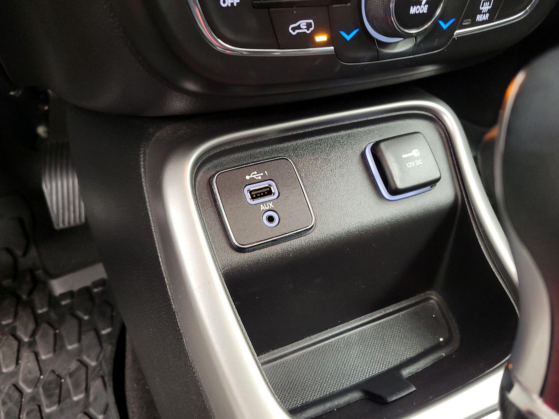 Thumbnail: 2021 Jeep Compass - 18