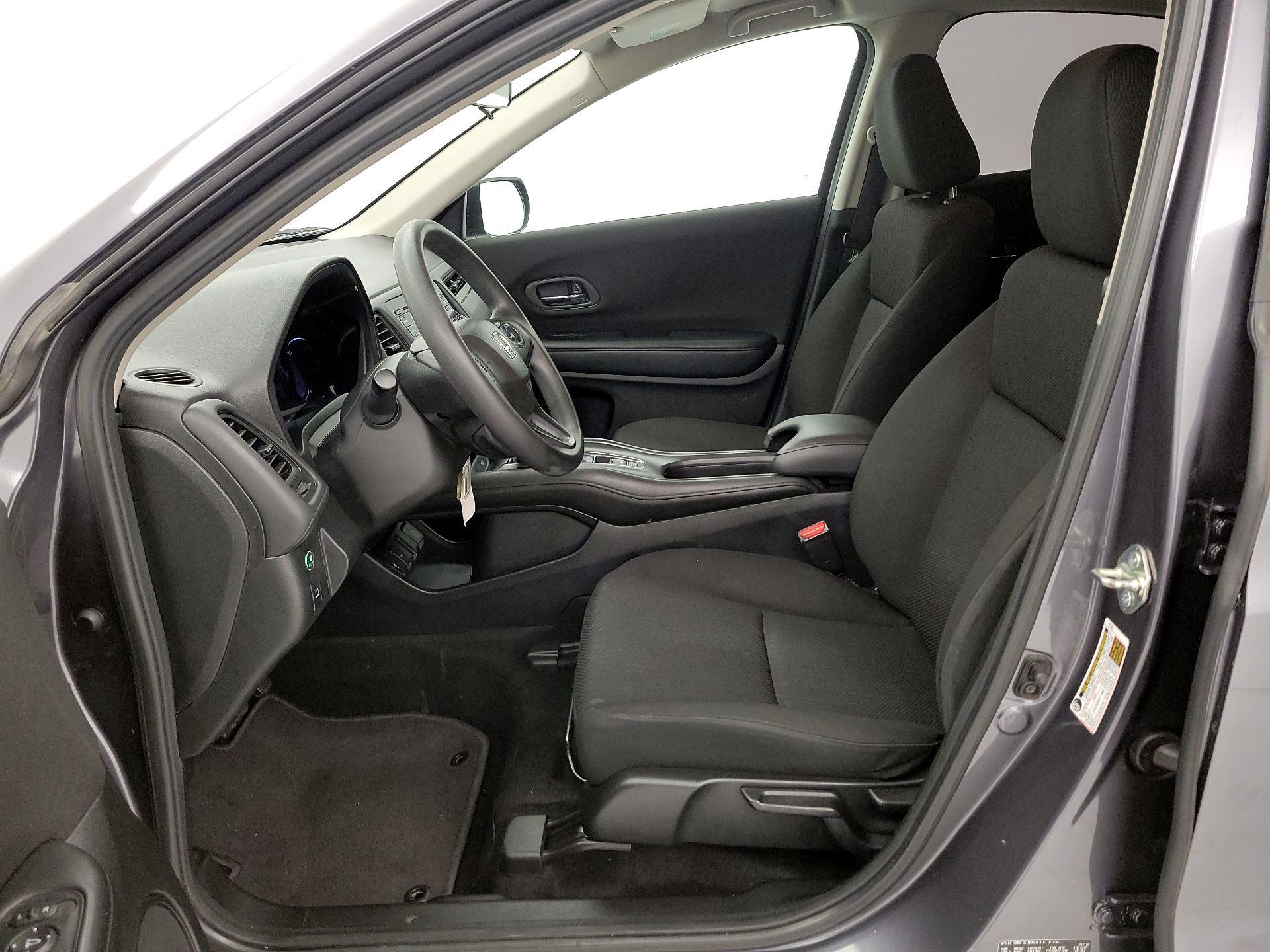Thumbnail: 2017 Honda HR-V - 11