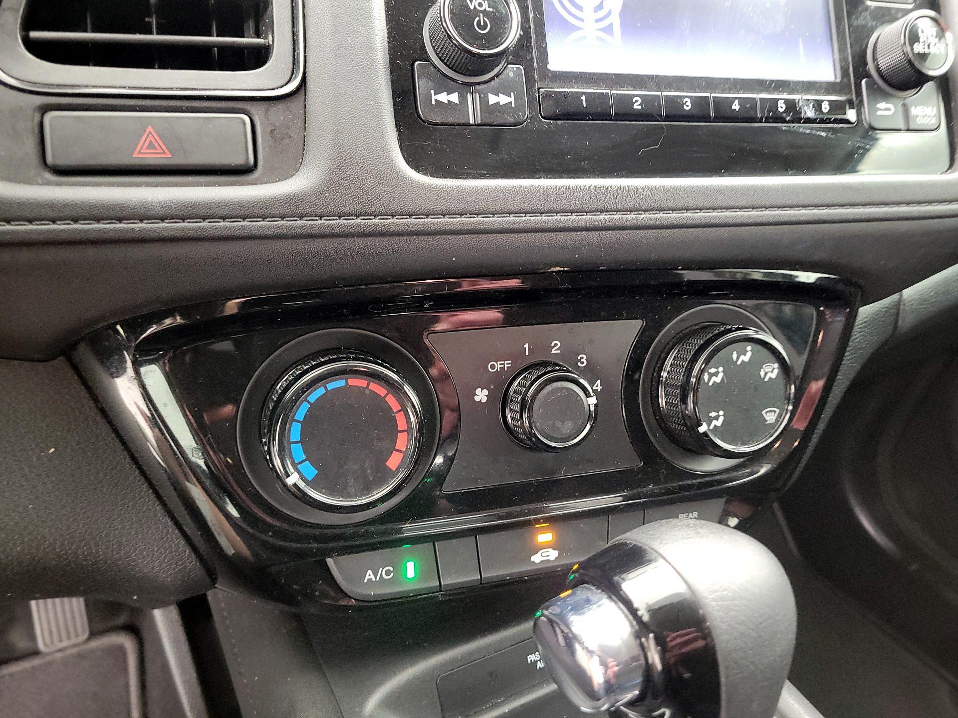 Thumbnail: 2017 Honda HR-V - 16