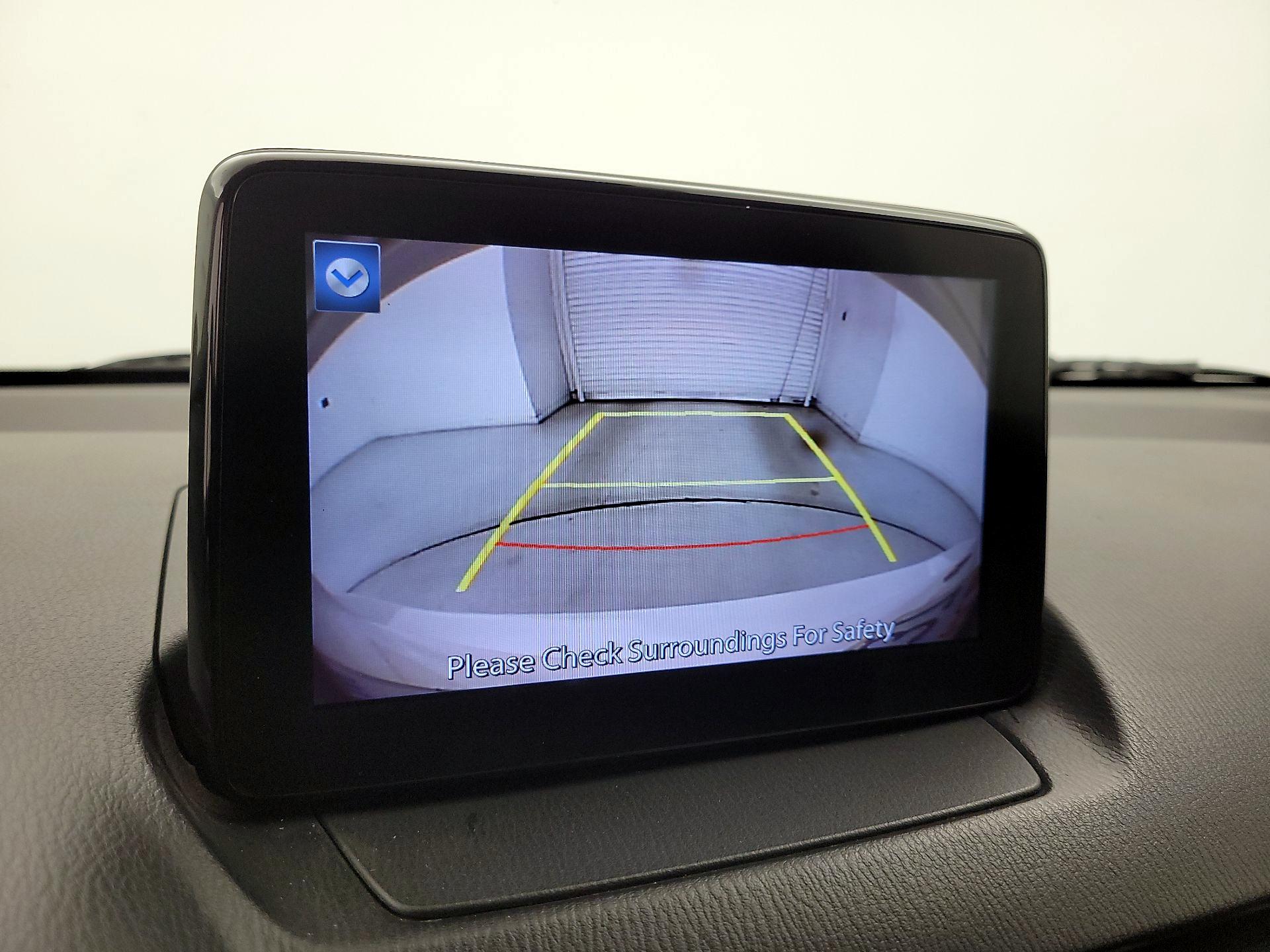 Thumbnail: 2017 Toyota Yaris iA - 14