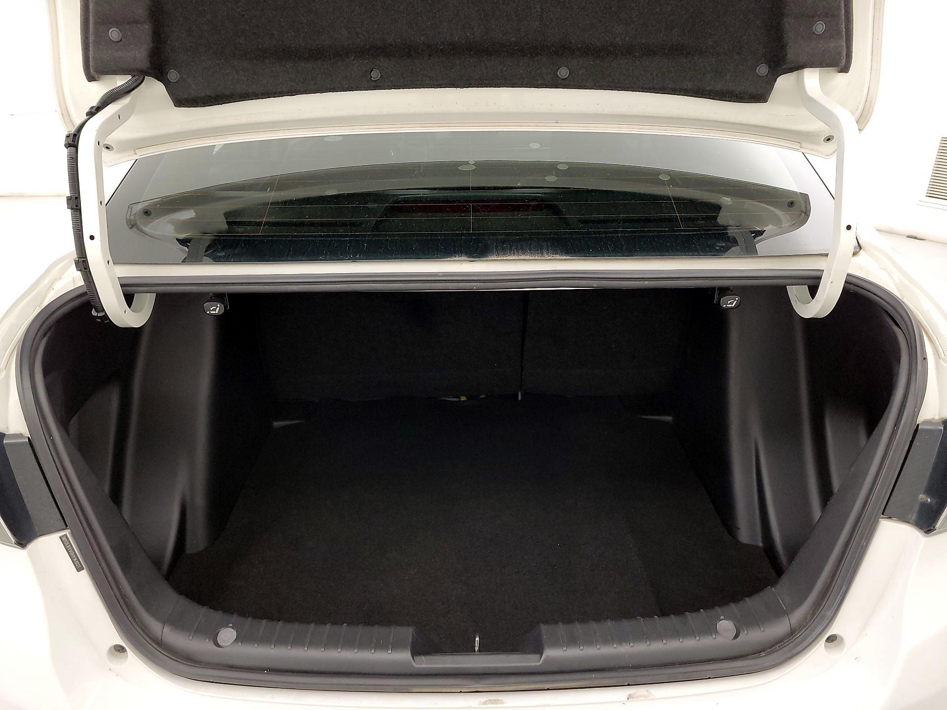 Thumbnail: 2017 Toyota Yaris iA - 20