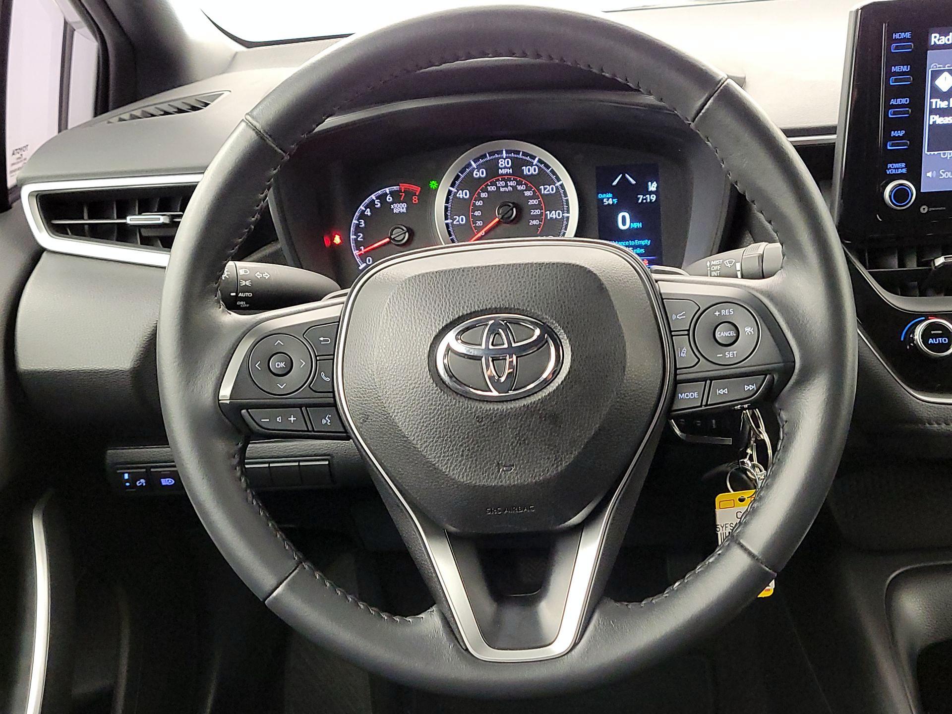 Thumbnail: 2022 Toyota Corolla - 10