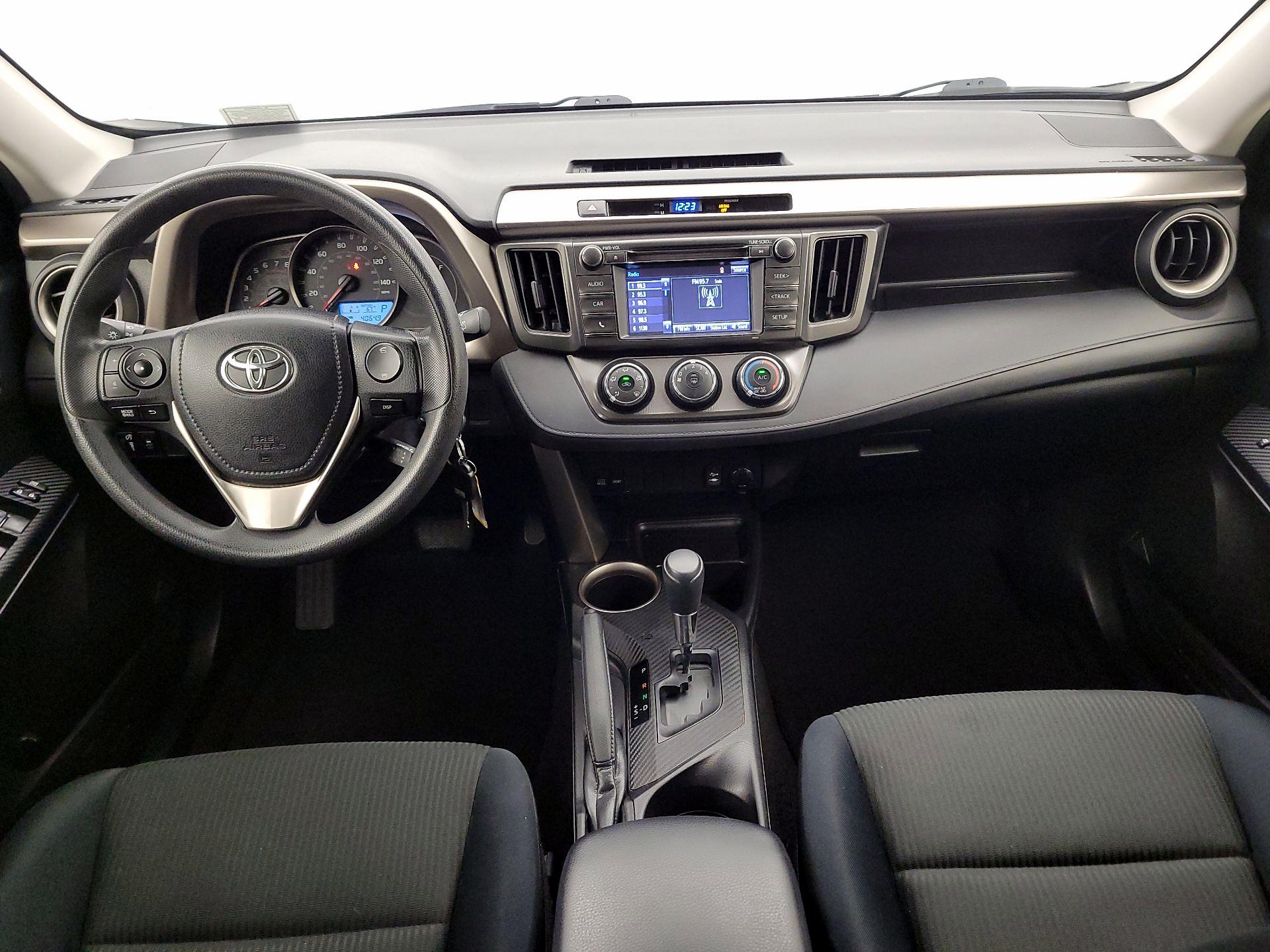 Thumbnail: 2015 Toyota RAV4 - 9