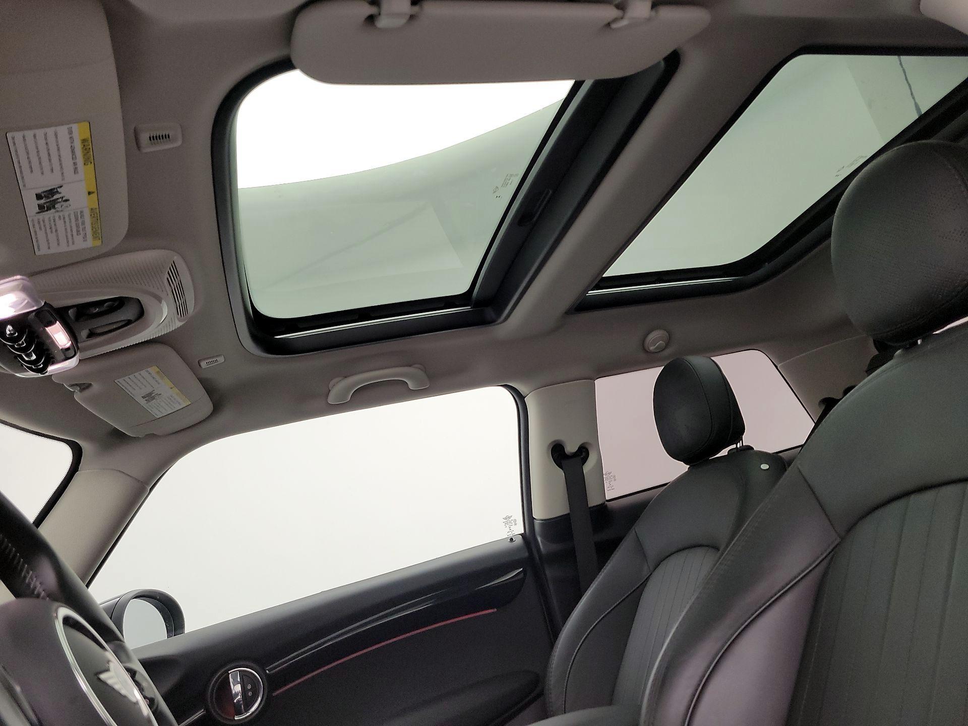 Thumbnail: 2023 MINI Cooper Hardtop - 20