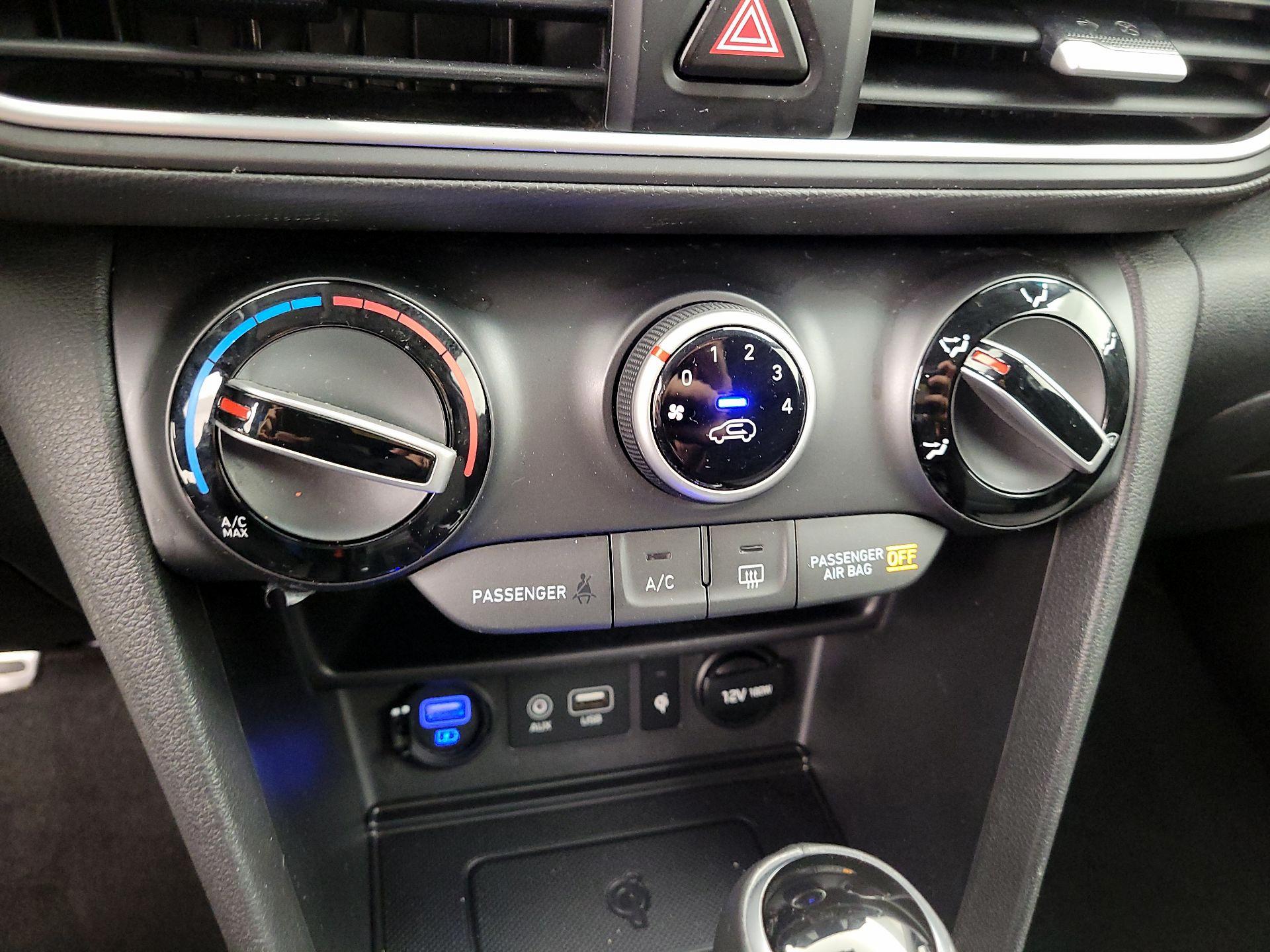 Thumbnail: 2020 Hyundai Kona - 16