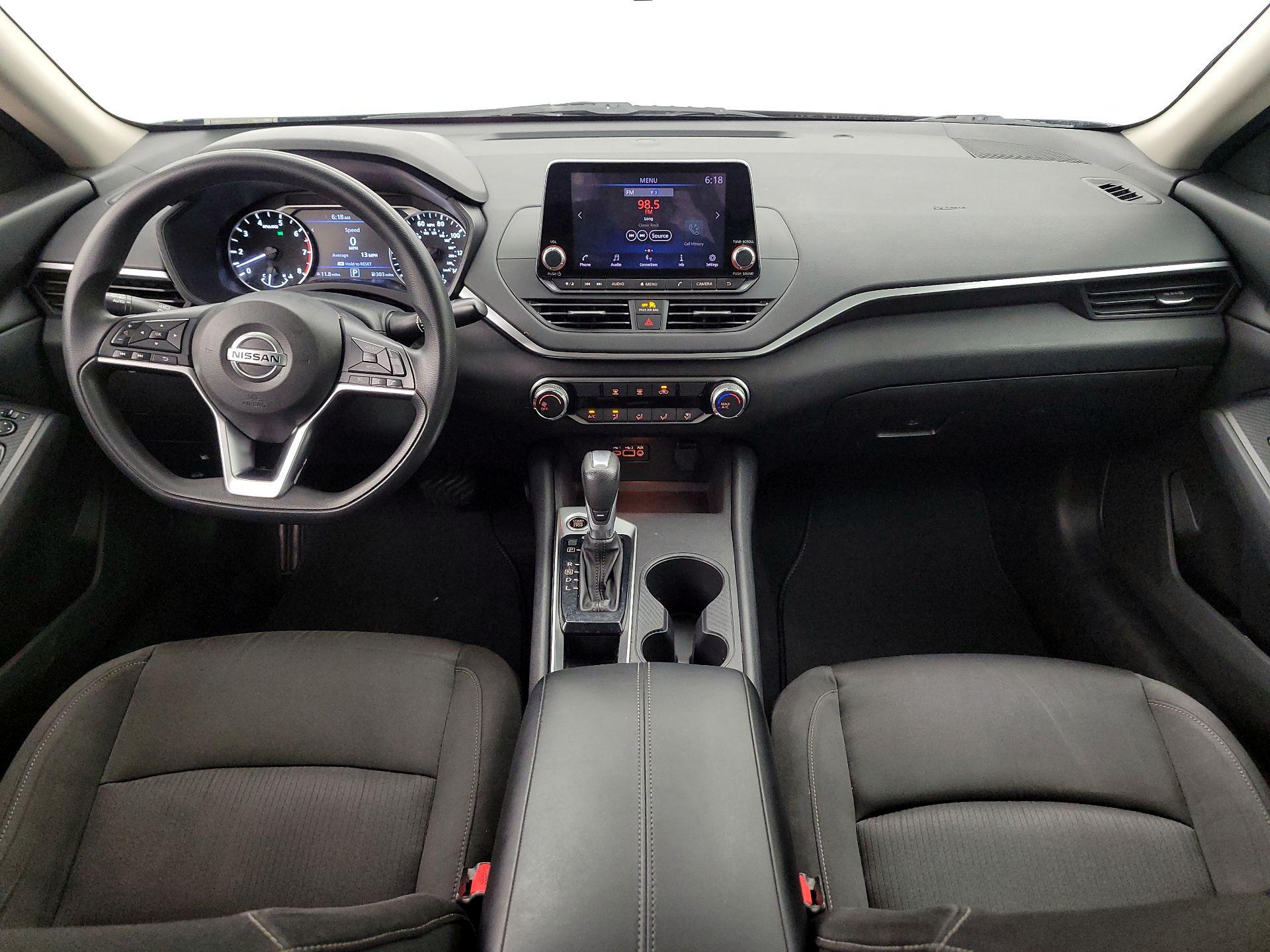 Thumbnail: 2019 Nissan Altima - 9