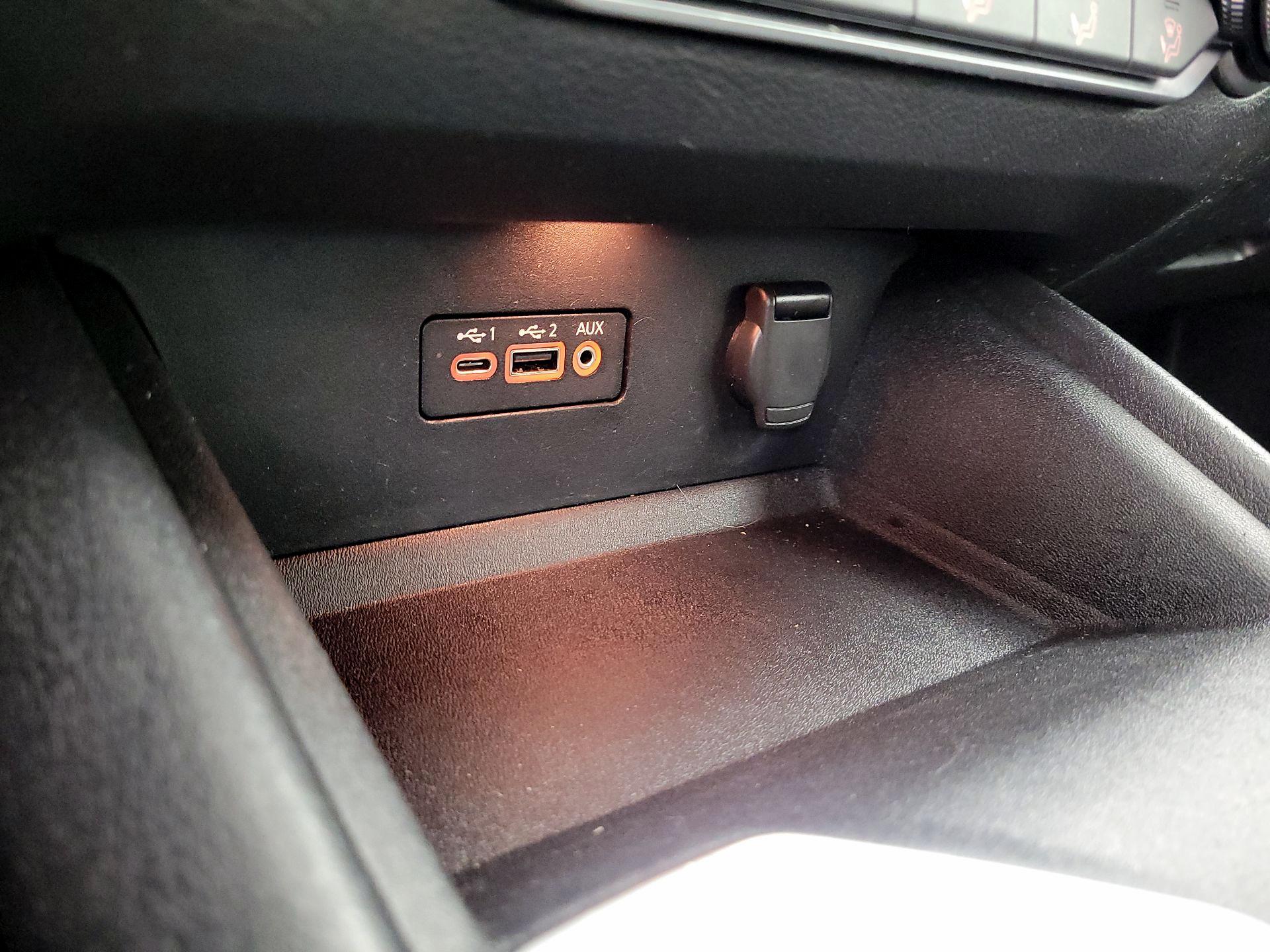 Thumbnail: 2019 Nissan Altima - 18