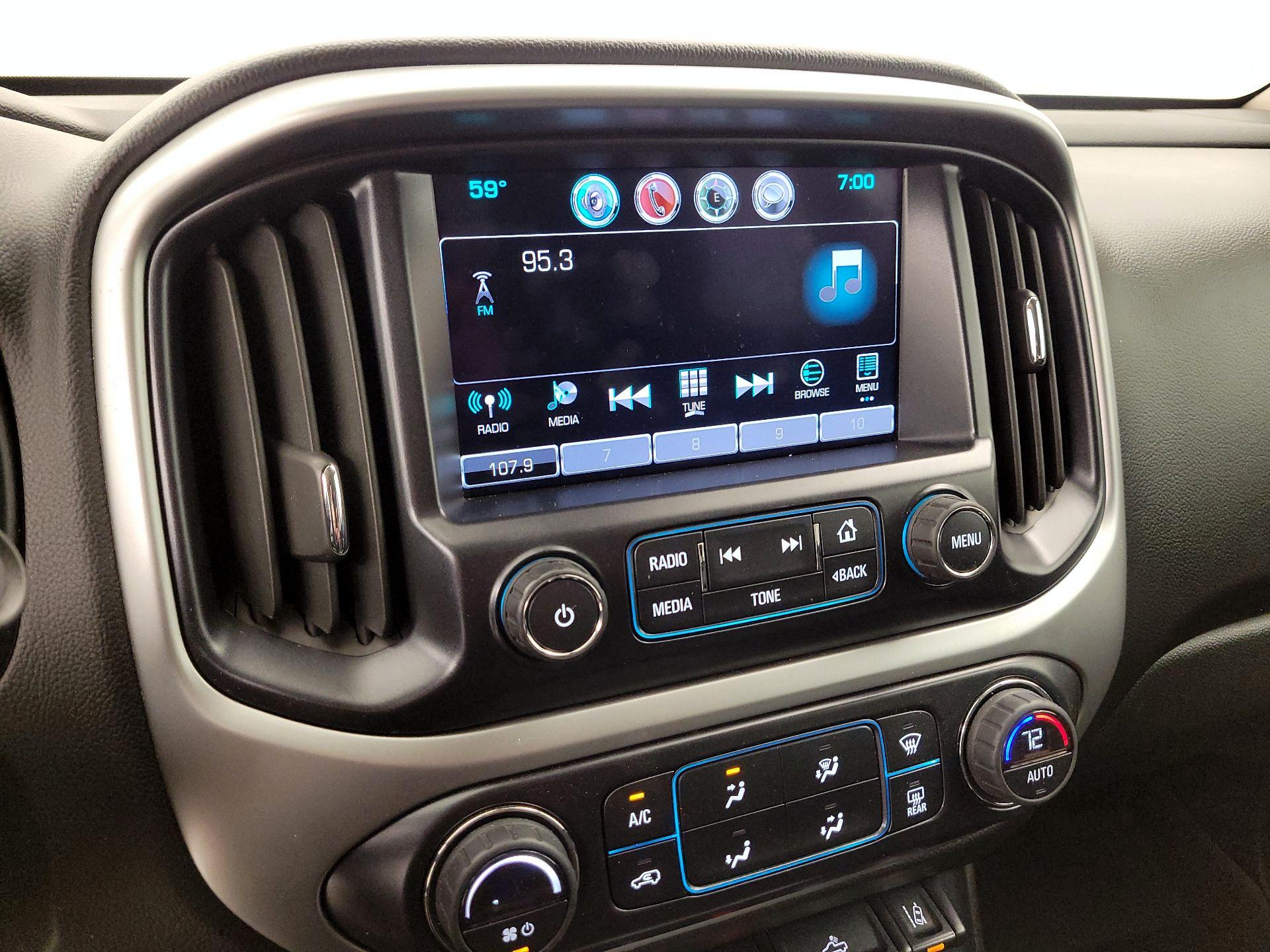 Thumbnail: 2016 Chevrolet Colorado - 16