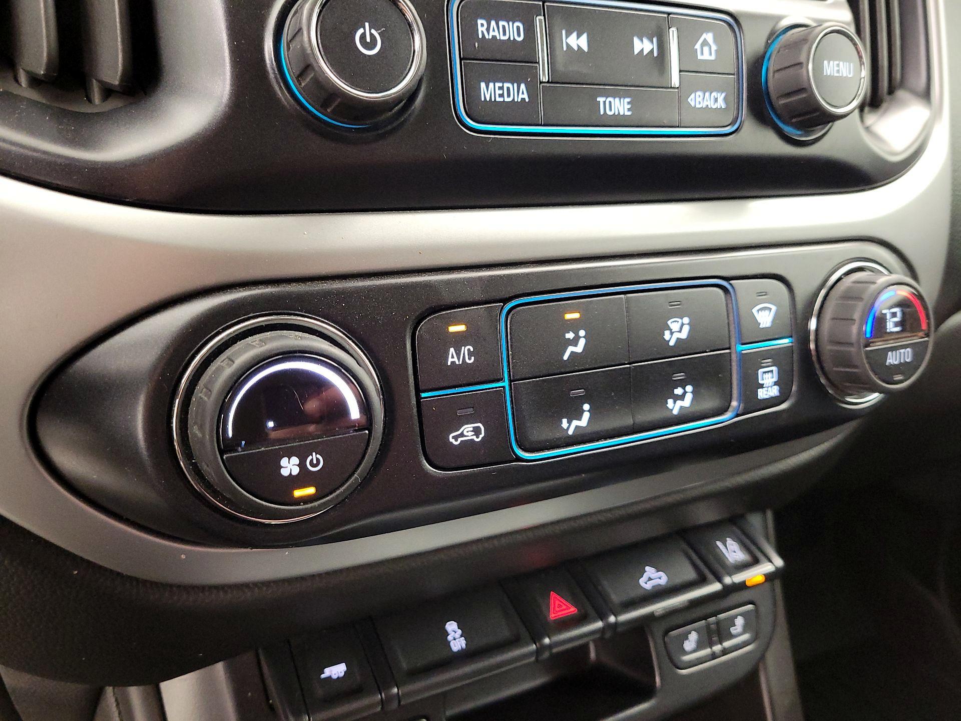 Thumbnail: 2016 Chevrolet Colorado - 17