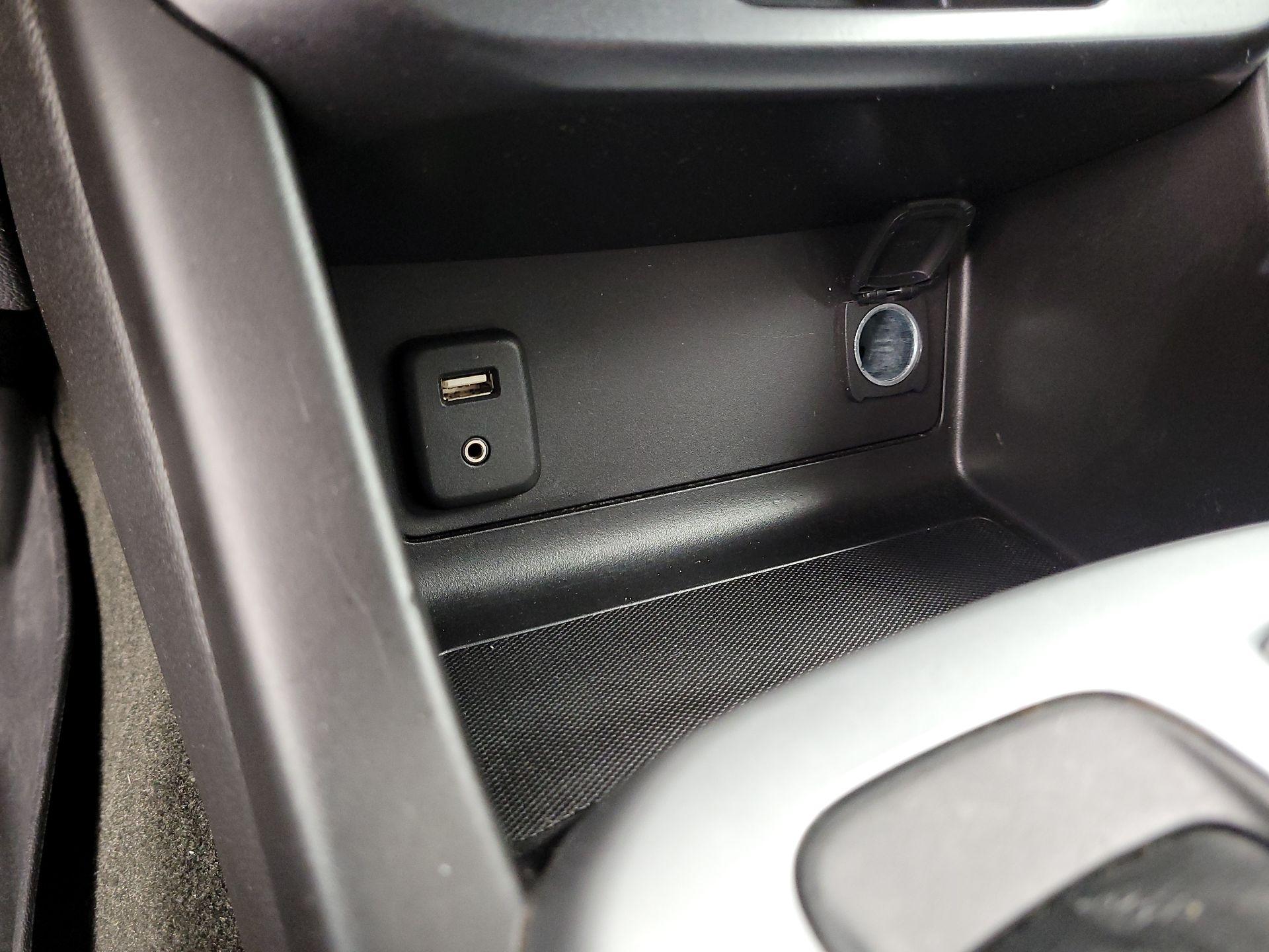 Thumbnail: 2016 Chevrolet Colorado - 19