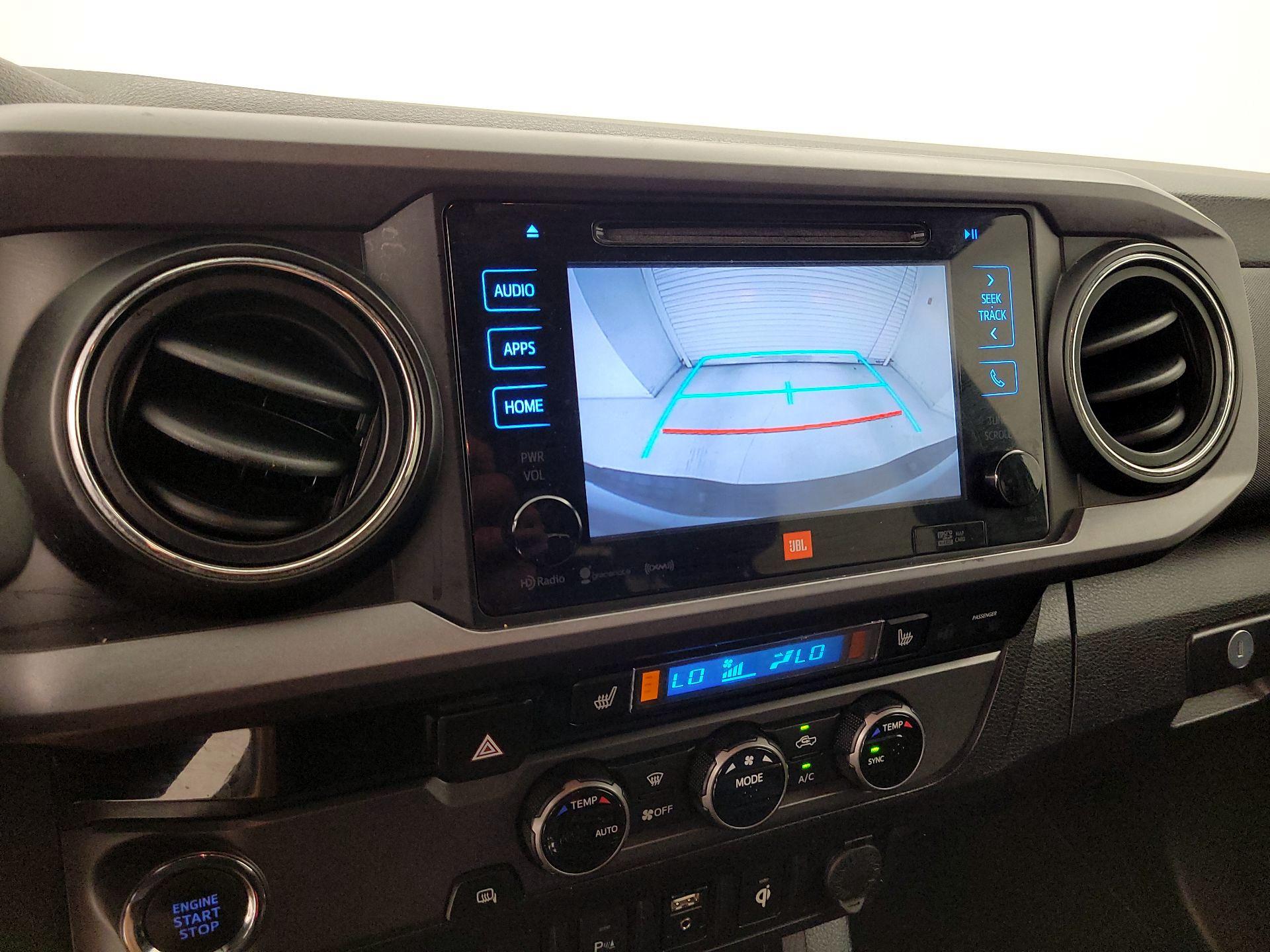 Thumbnail: 2016 Toyota Tacoma - 14