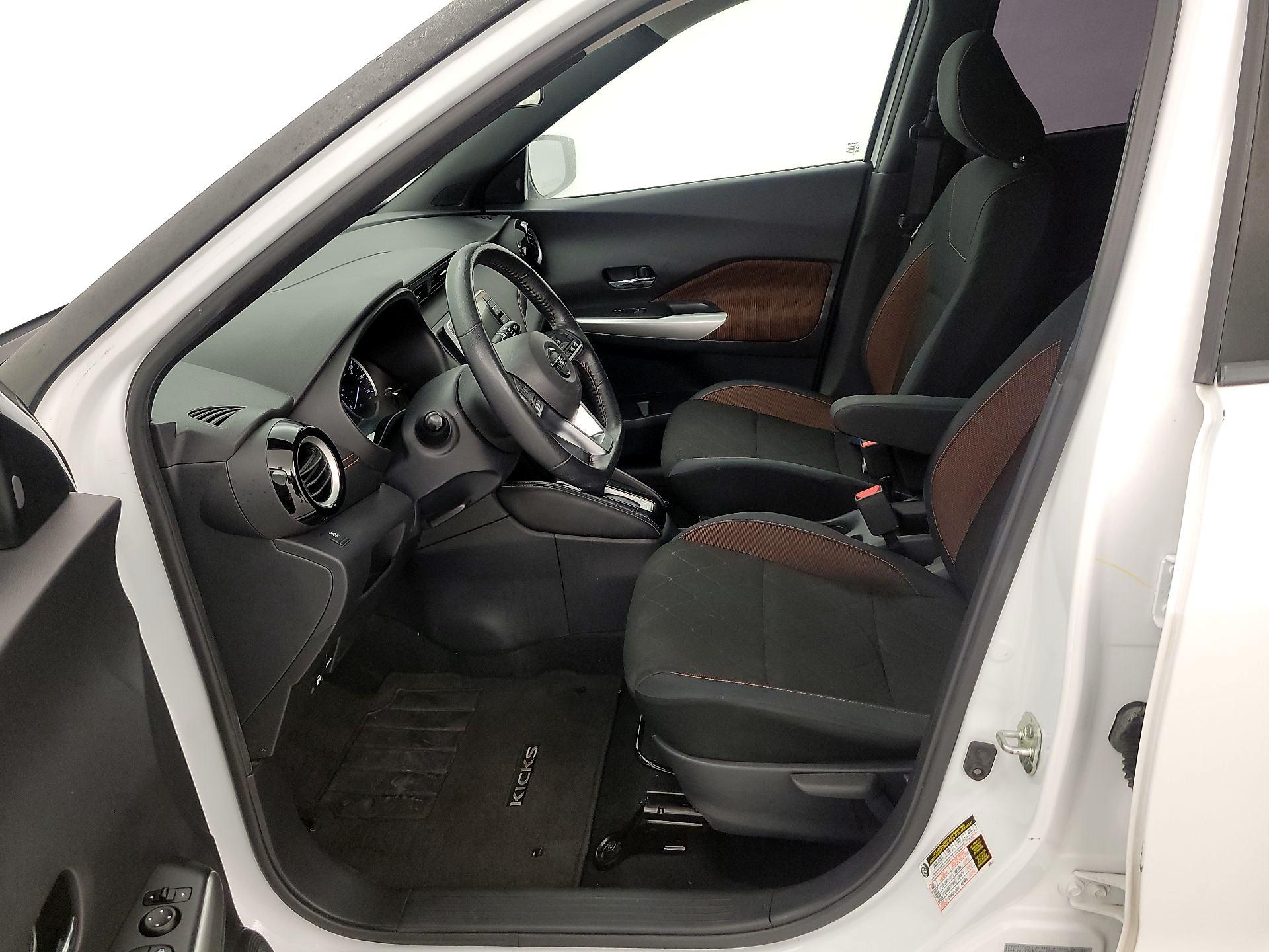 Thumbnail: 2019 Nissan Kicks - 11