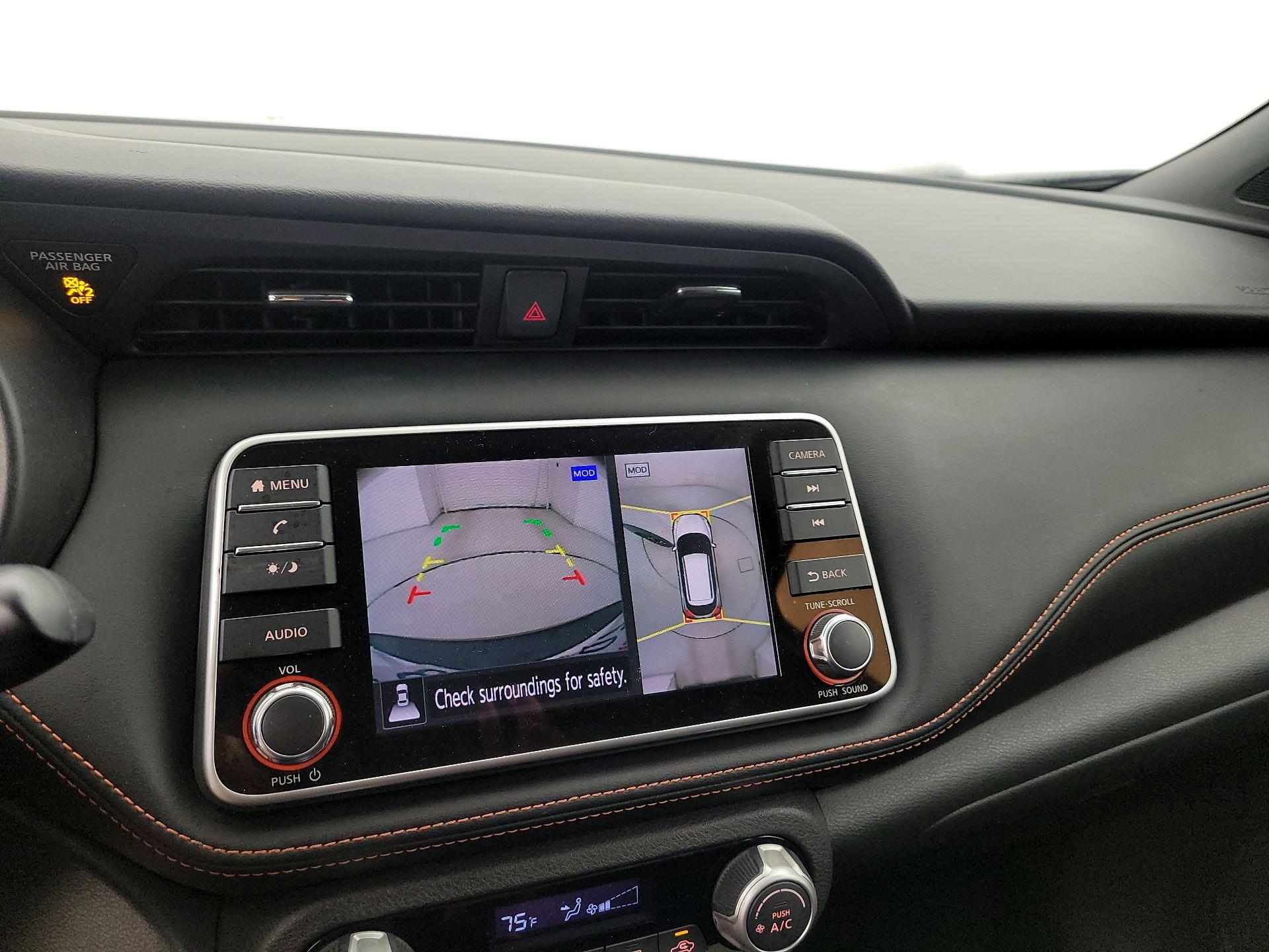 Thumbnail: 2019 Nissan Kicks - 14