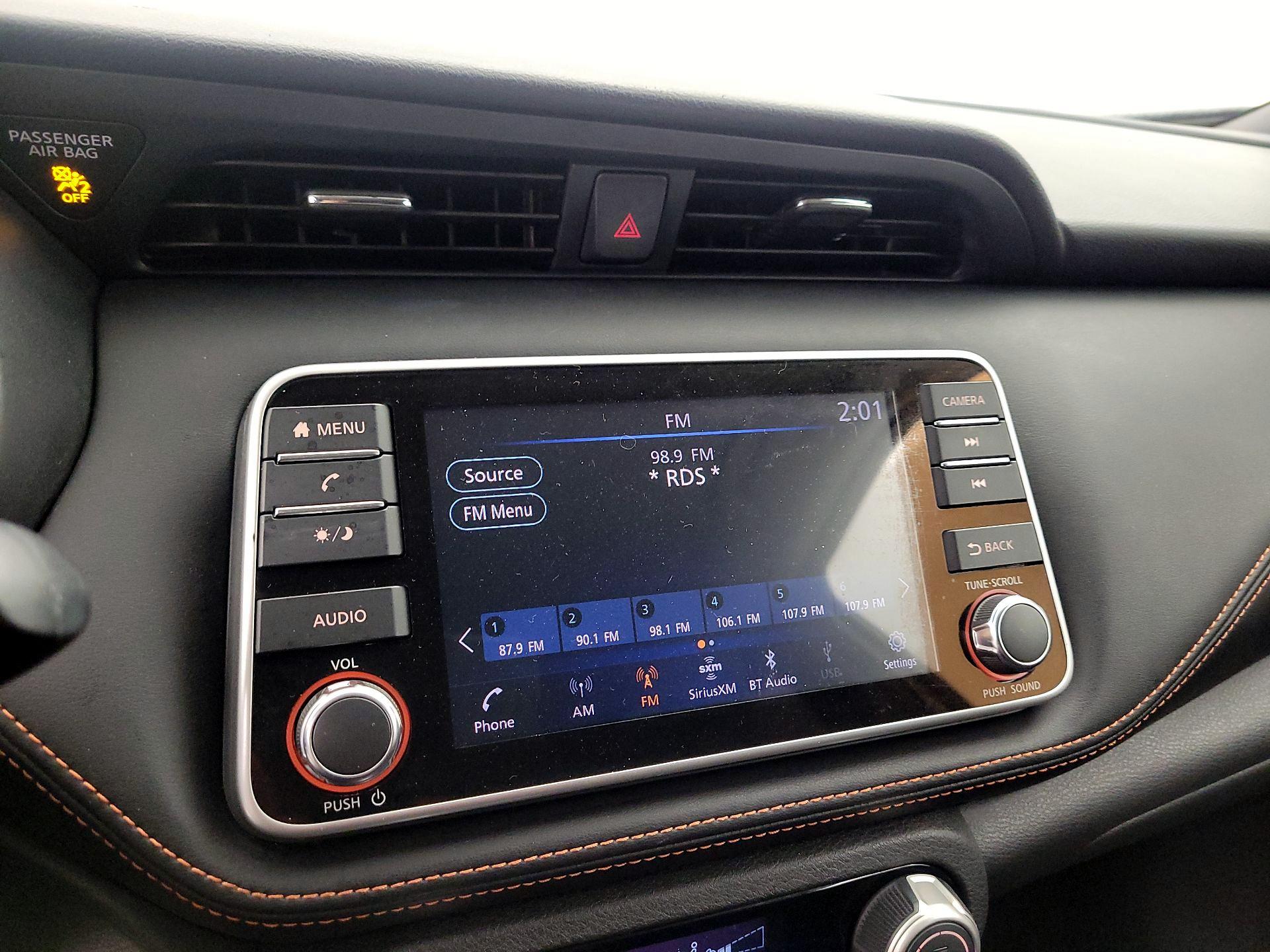 Thumbnail: 2019 Nissan Kicks - 15