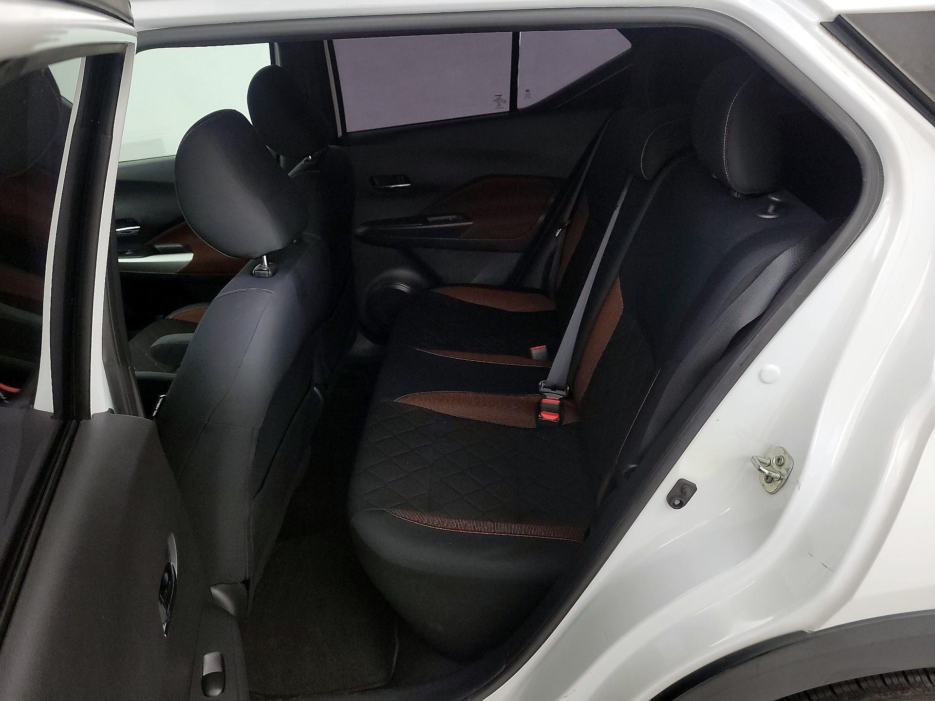 Thumbnail: 2019 Nissan Kicks - 19