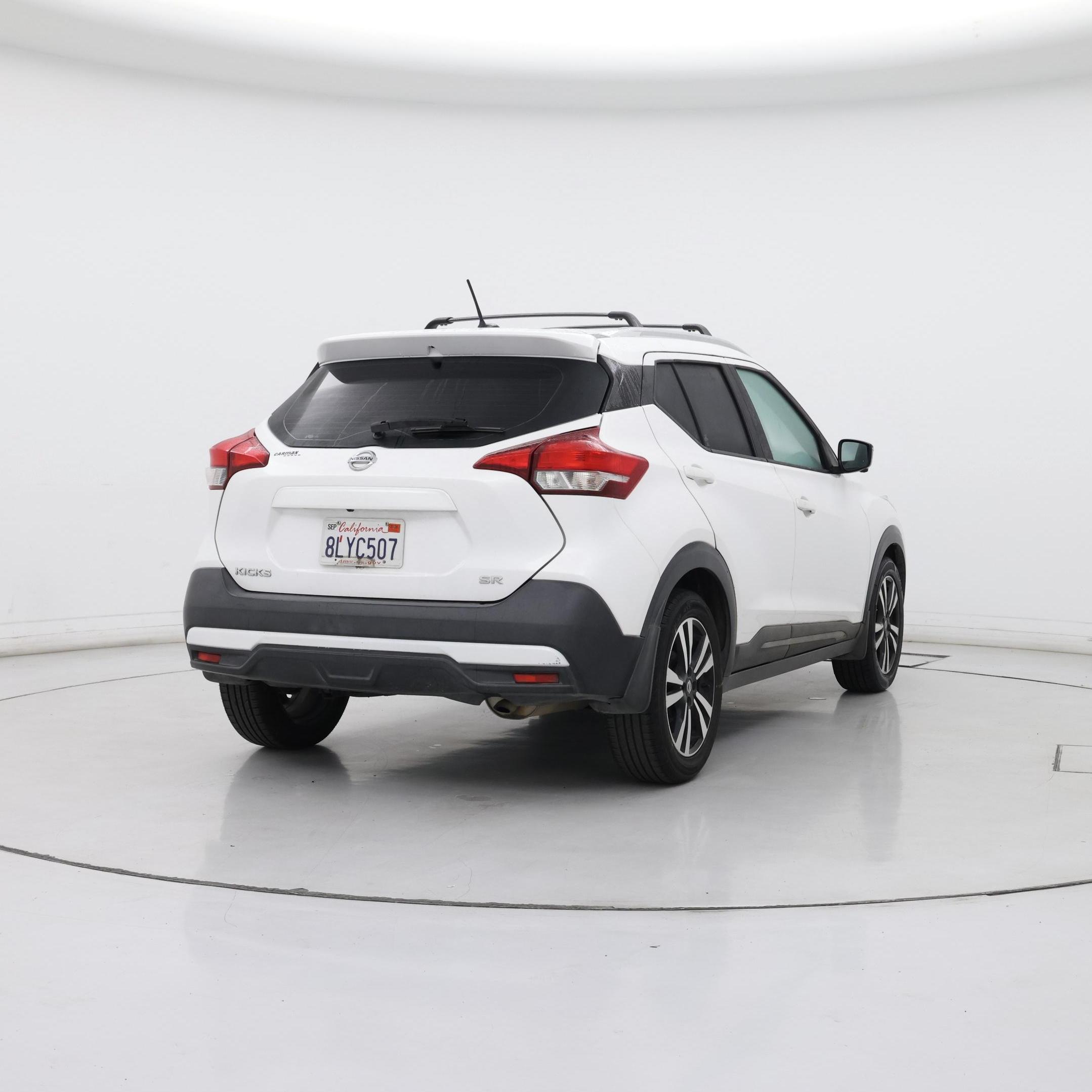 Thumbnail: 2019 Nissan Kicks - 8