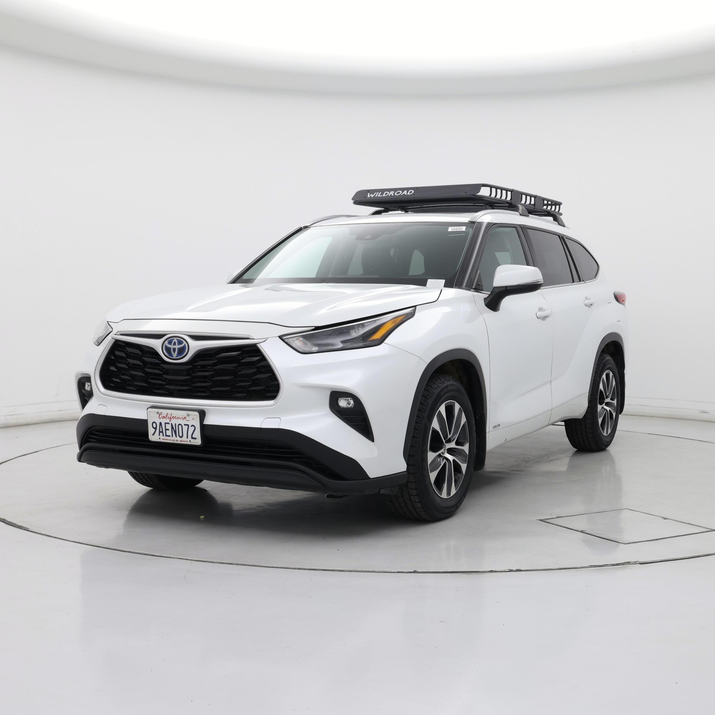 Thumbnail: 2022 Toyota Highlander - 4