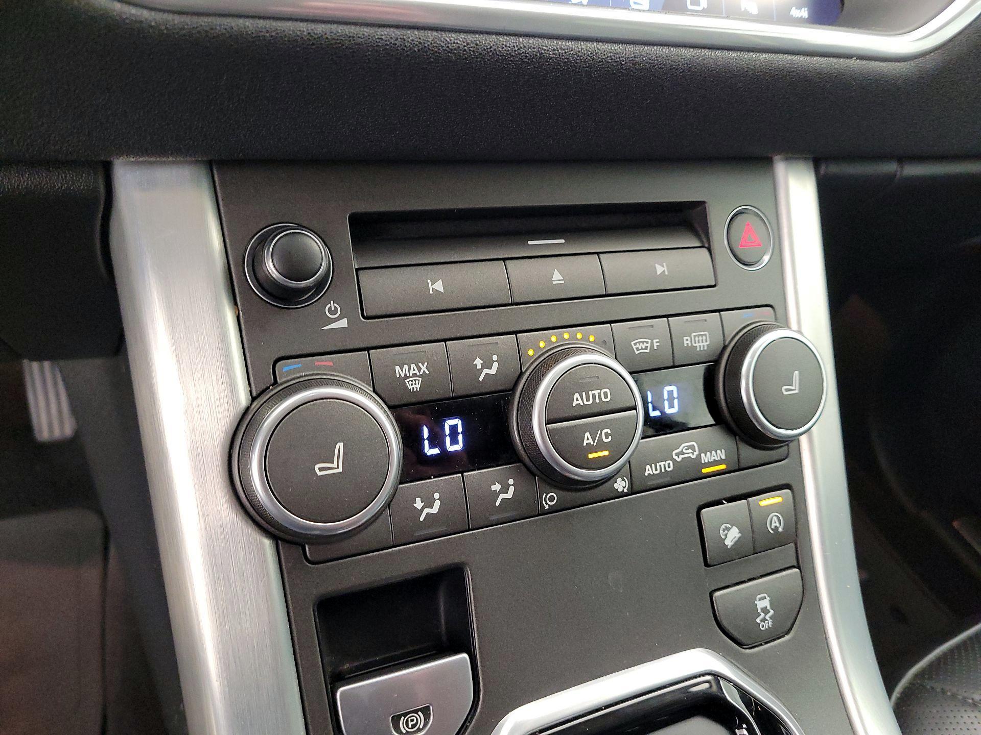 Thumbnail: 2017 Land Rover Range Rover Evoque - 17