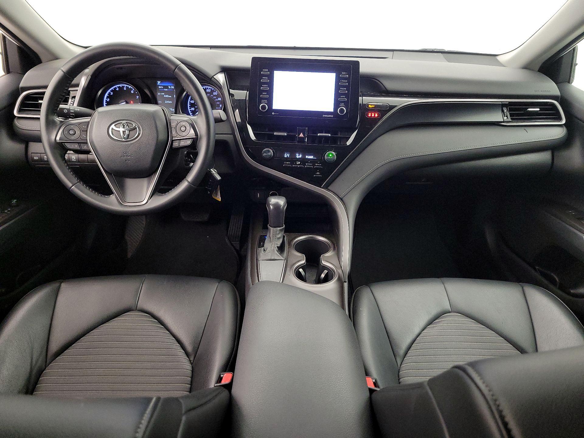 Thumbnail: 2021 Toyota Camry - 9