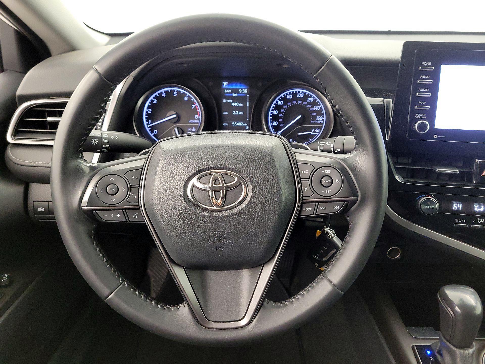 Thumbnail: 2021 Toyota Camry - 10